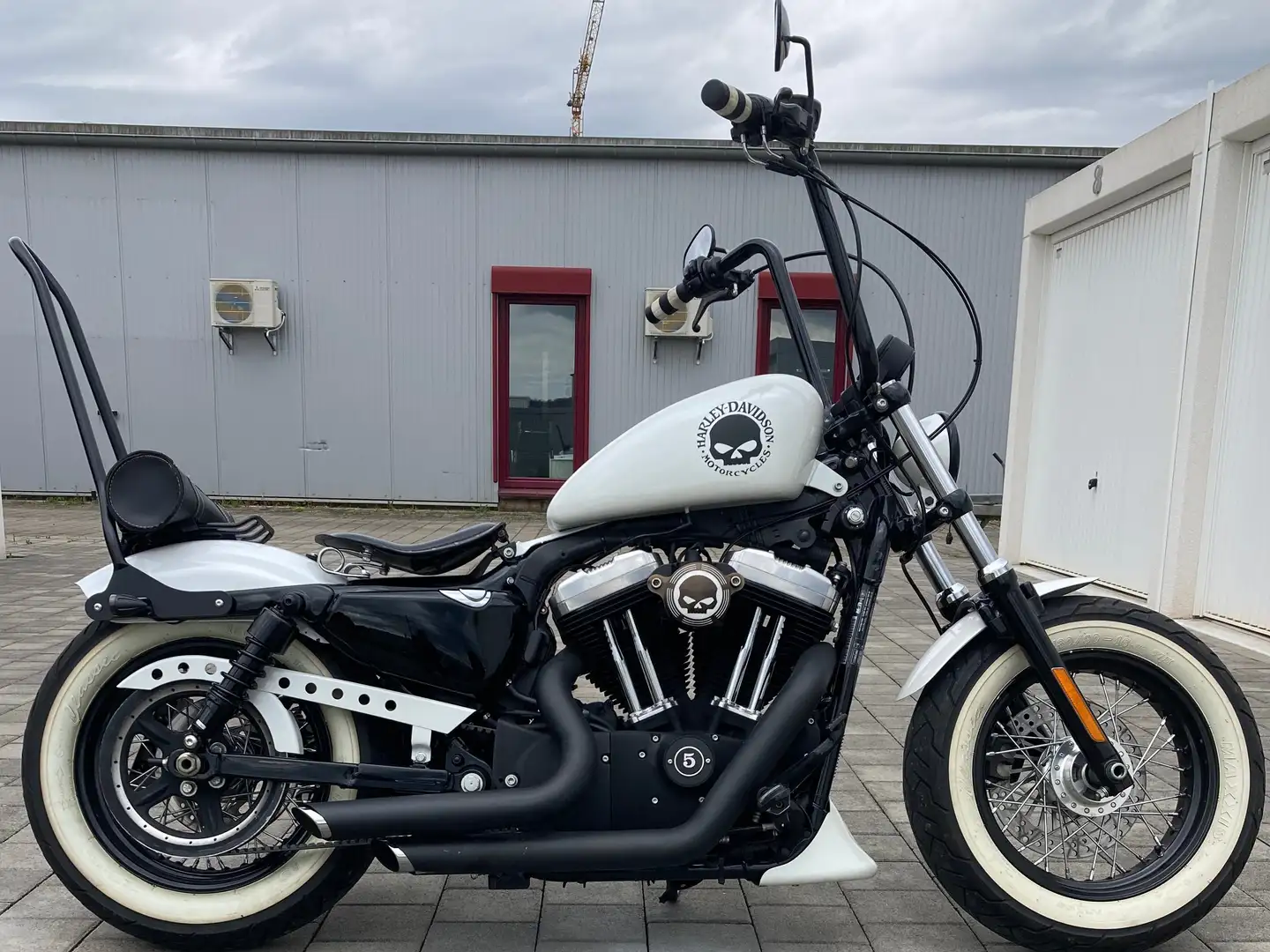 Harley-Davidson Sportster Forty Eight Weiß - 1