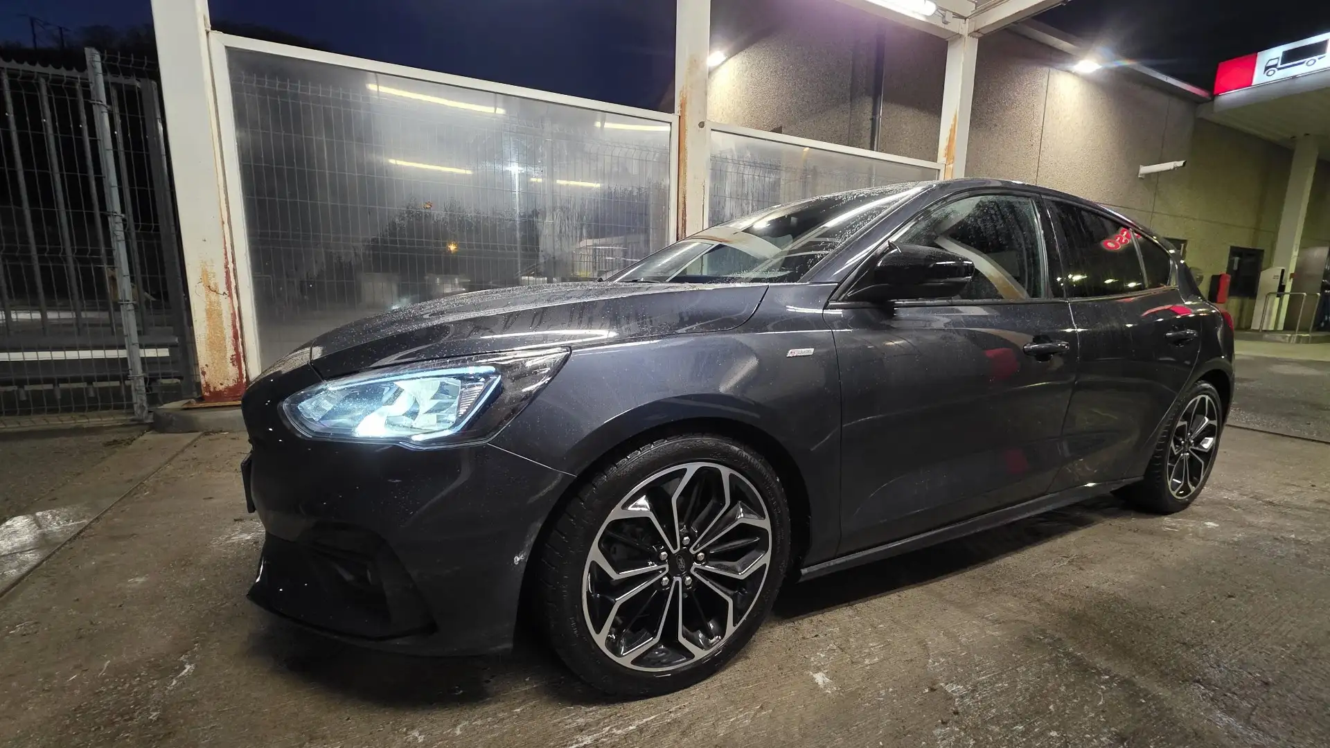 Ford Focus 1.0 EcoBoost ST-Line (EU6d) - 2