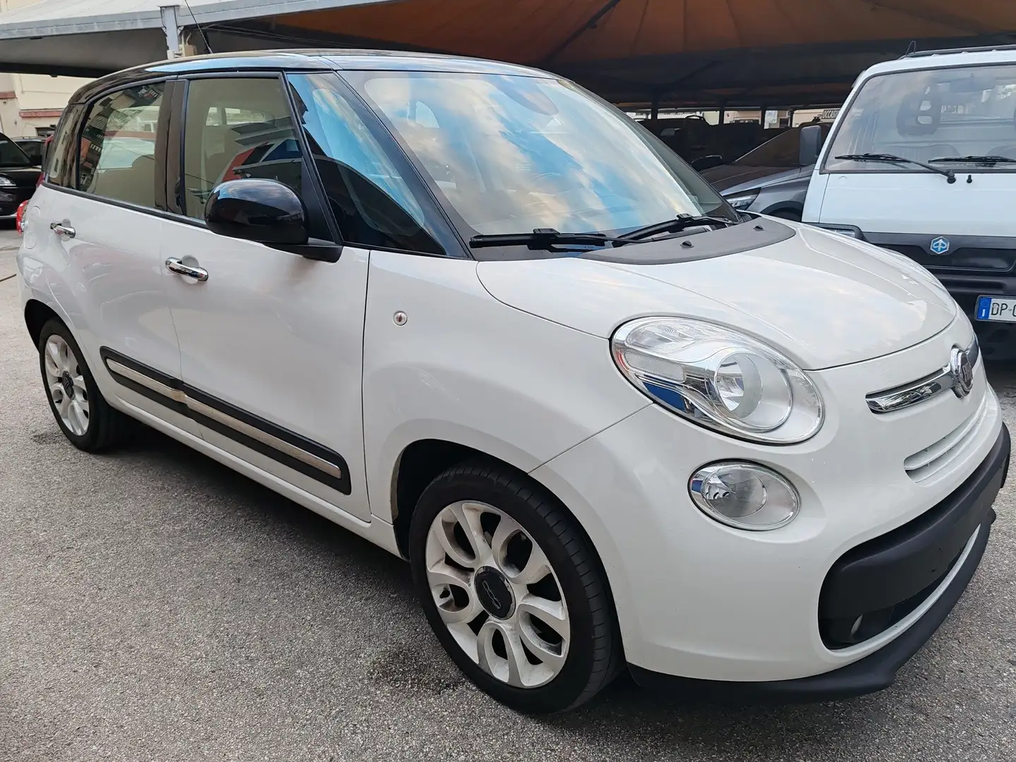 Fiat 500L 500L 1.6 mjt Panoramic Edition 105cv Blanc - 1