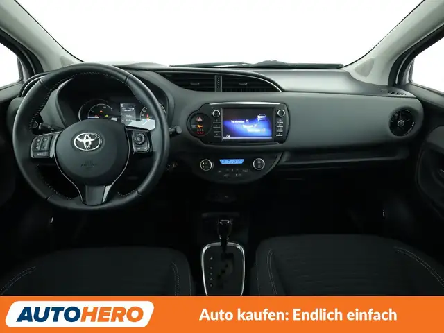 Toyota Yaris view 12