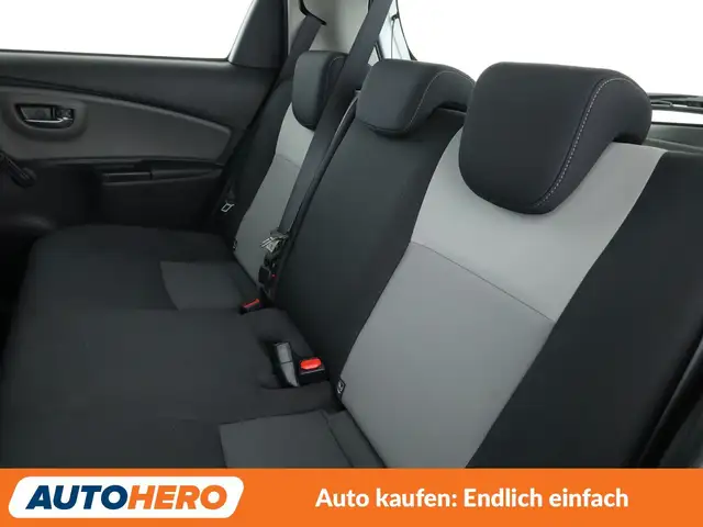Toyota Yaris view 14