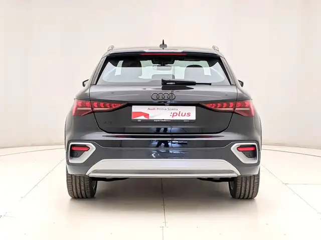 Audi A3 view 5