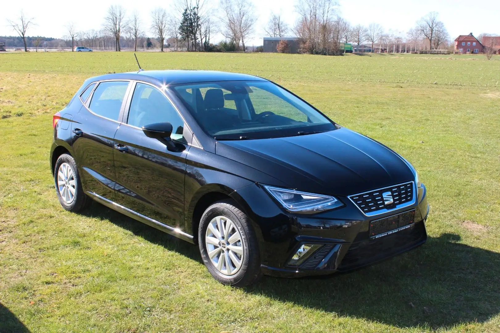 SEAT Ibiza Style *LED*ACA*SHZ*Kamera*App-Connect* Чорний - 1