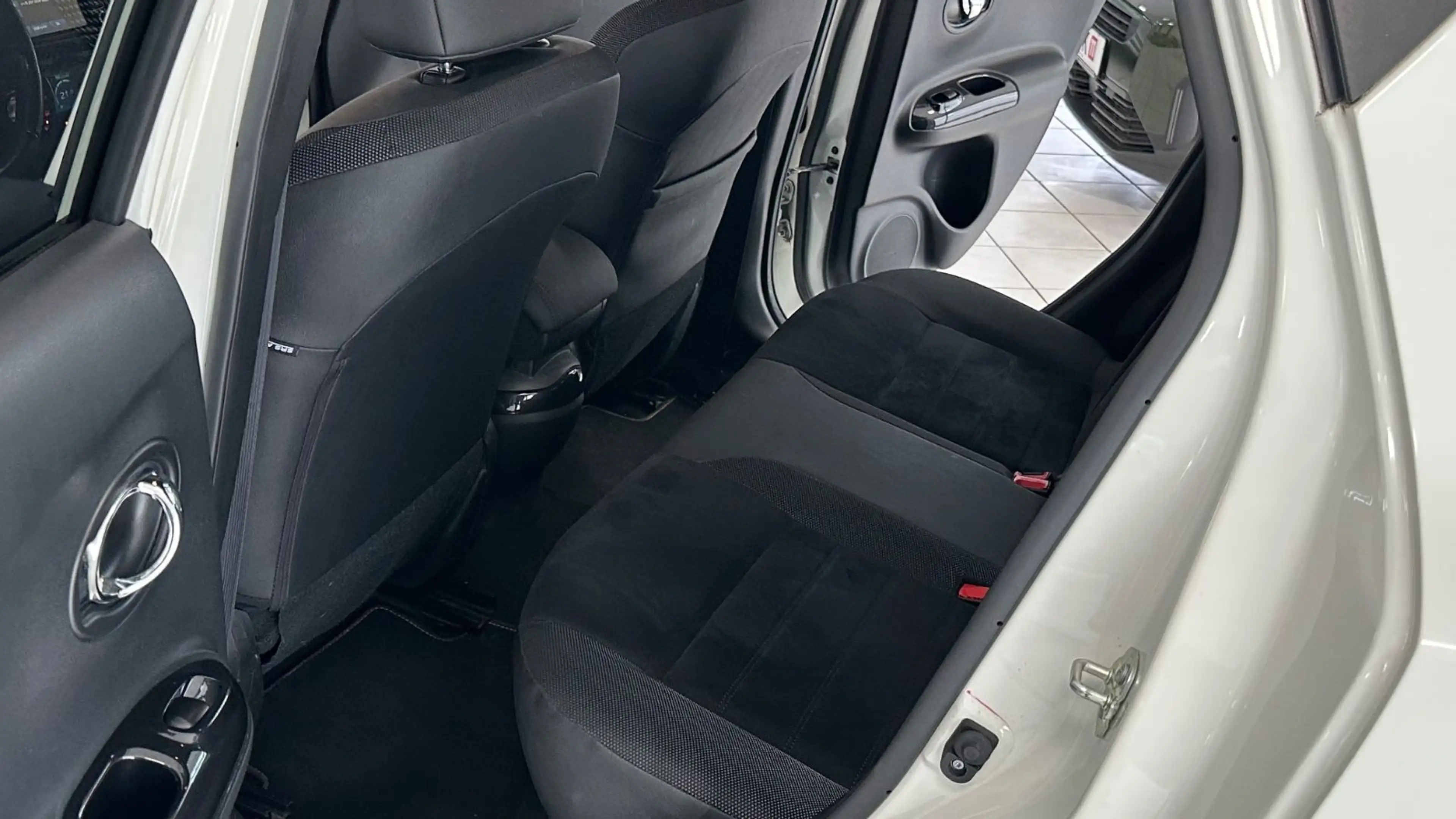 Nissan Juke N-Connecta TÜV&AU neu&Garantie — photo 13