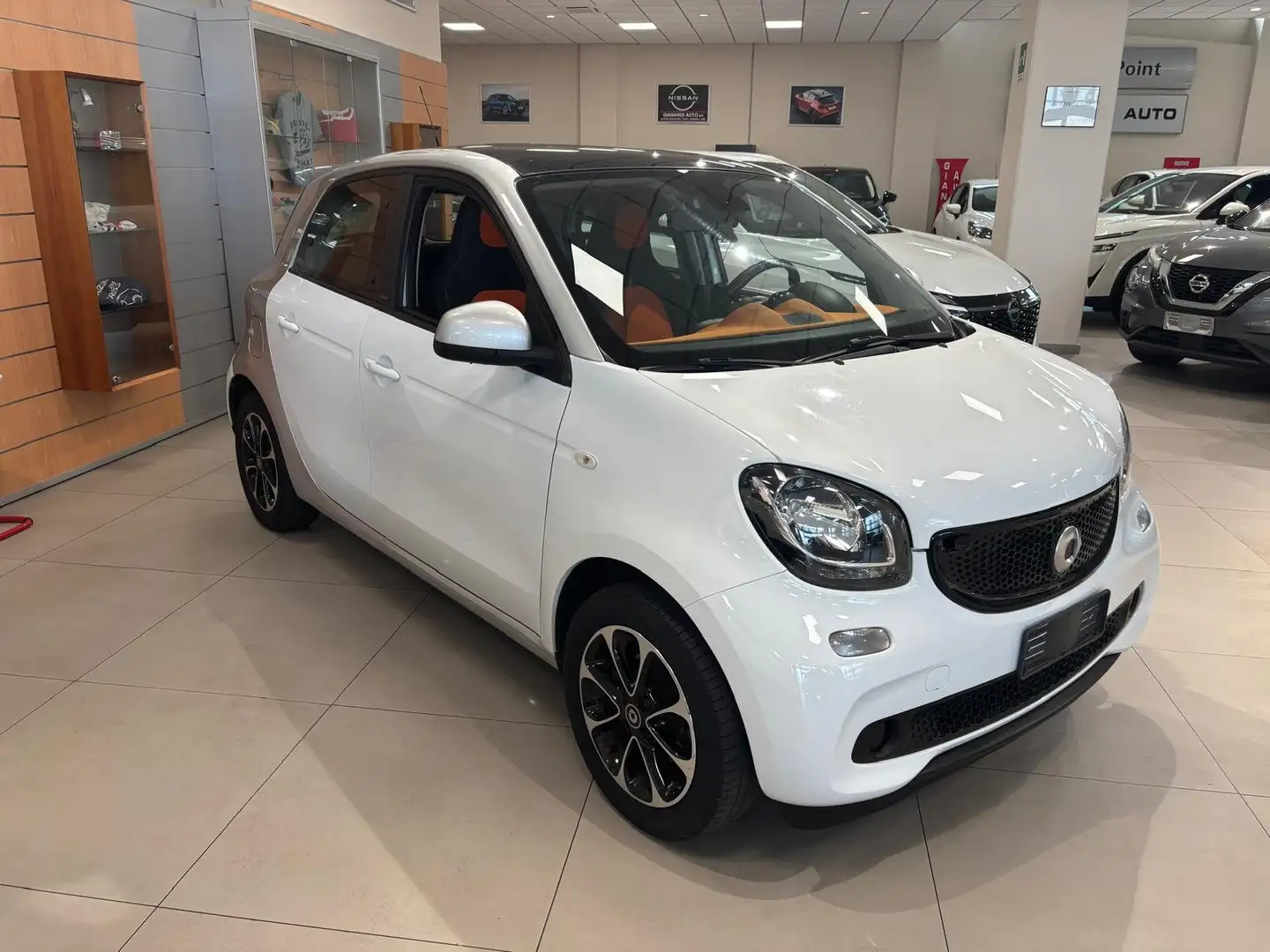 smart forFour Forfour II 2015 1.0 Passion 71cv Bianco - 1