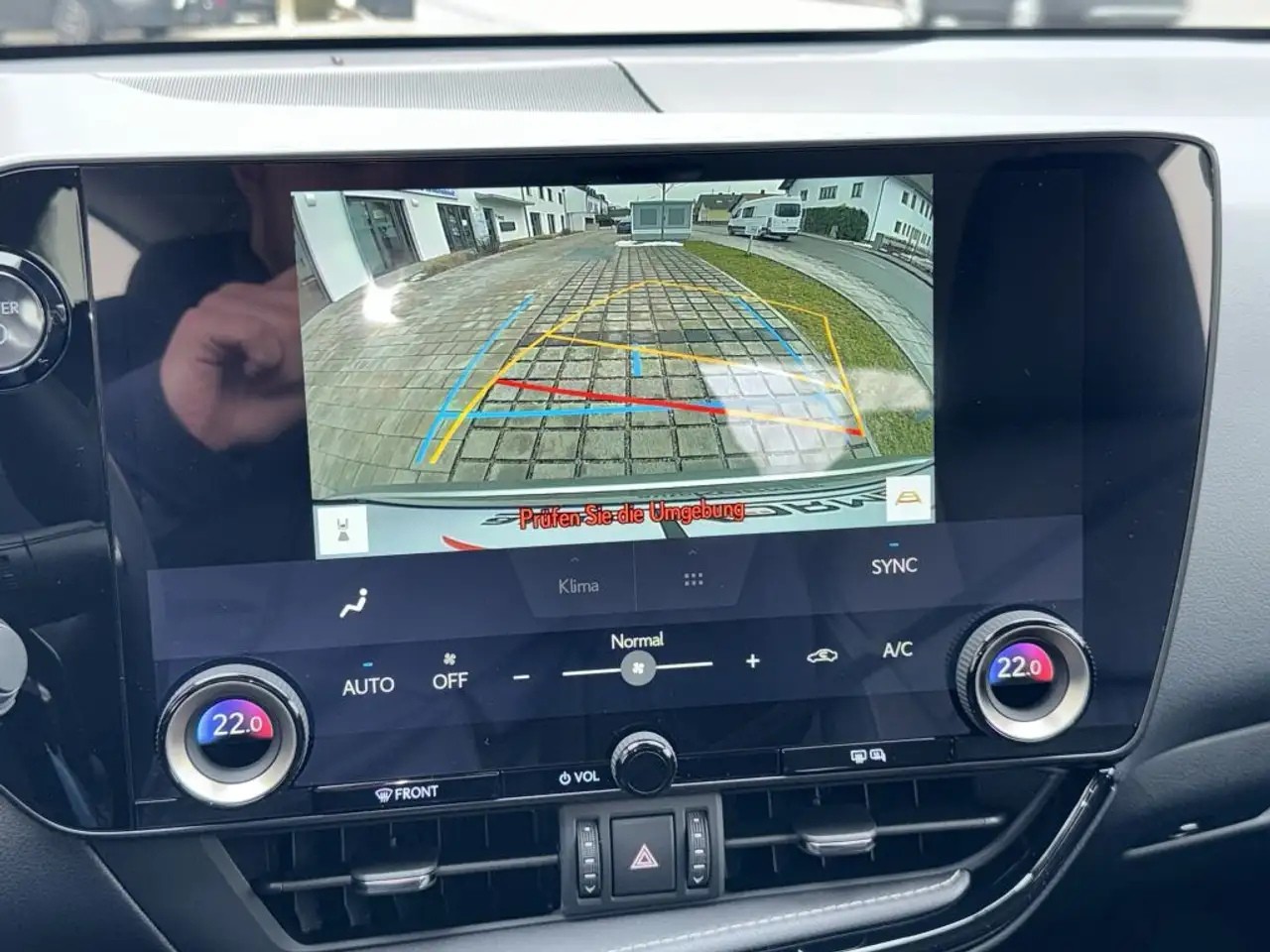 Lexus NX 350h E-FOUR Business CarPlay,LED,Kamera,el.Heckklappe 14