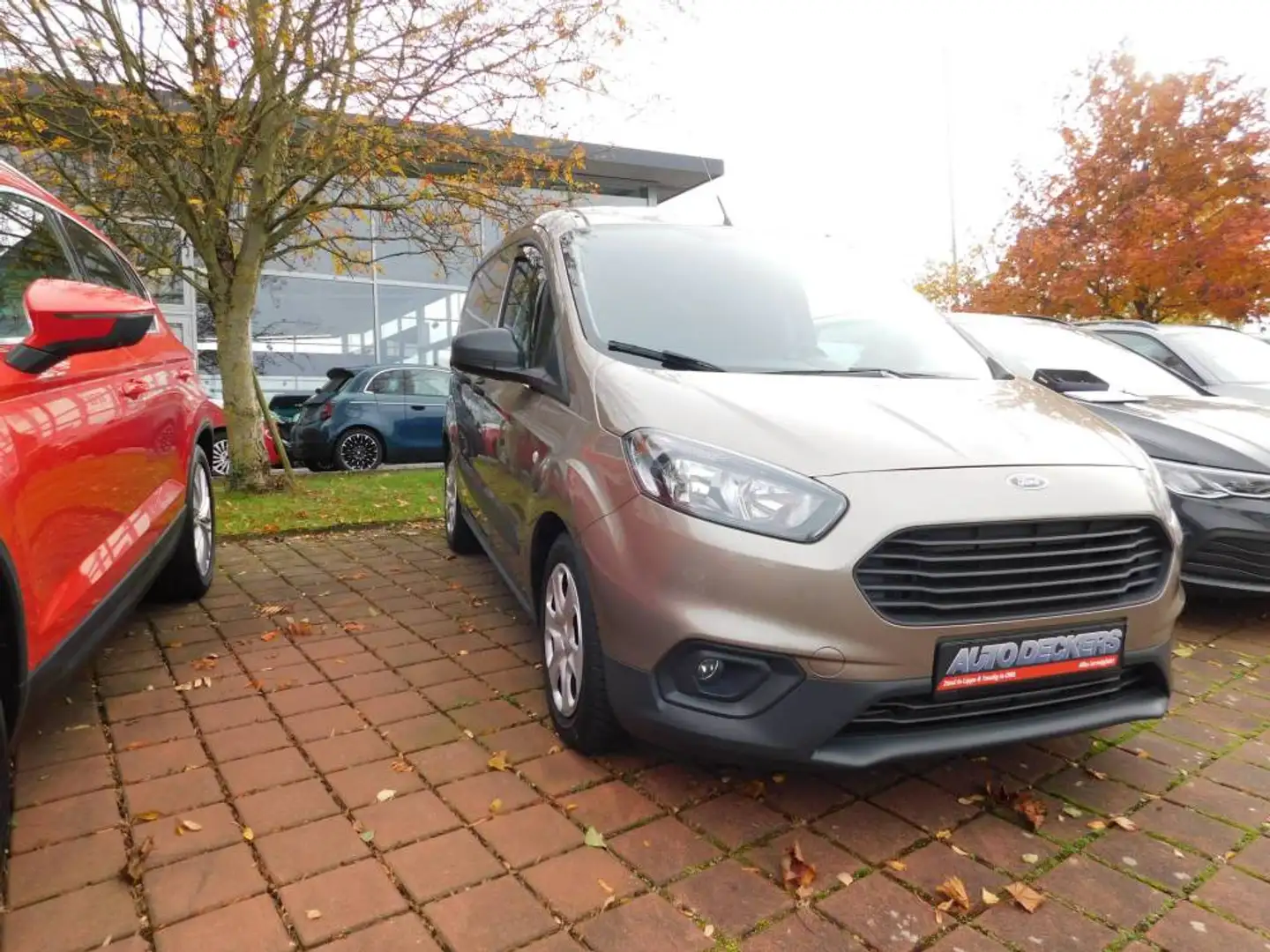 Ford Transit Courier 1.0 EB TREND KLIMA AUDIO BEH.FRONTSCH. HECKF. Plateado - 1
