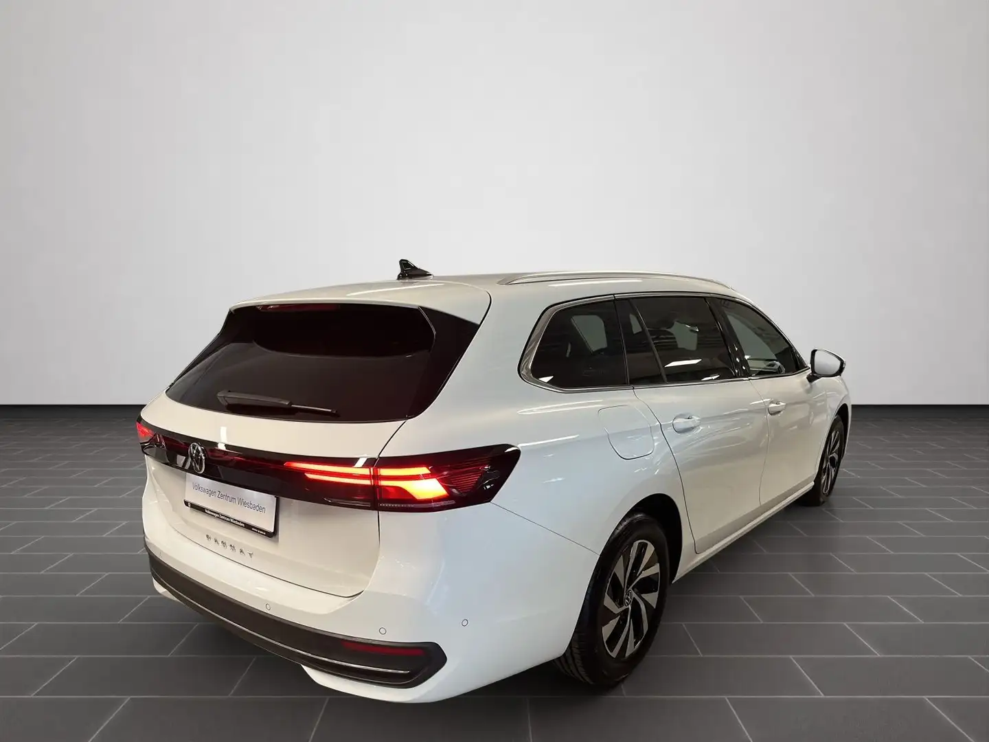 Volkswagen Passat Variant 2.0 TDI DSG Business, Navi, Sitzh Weiß - 2