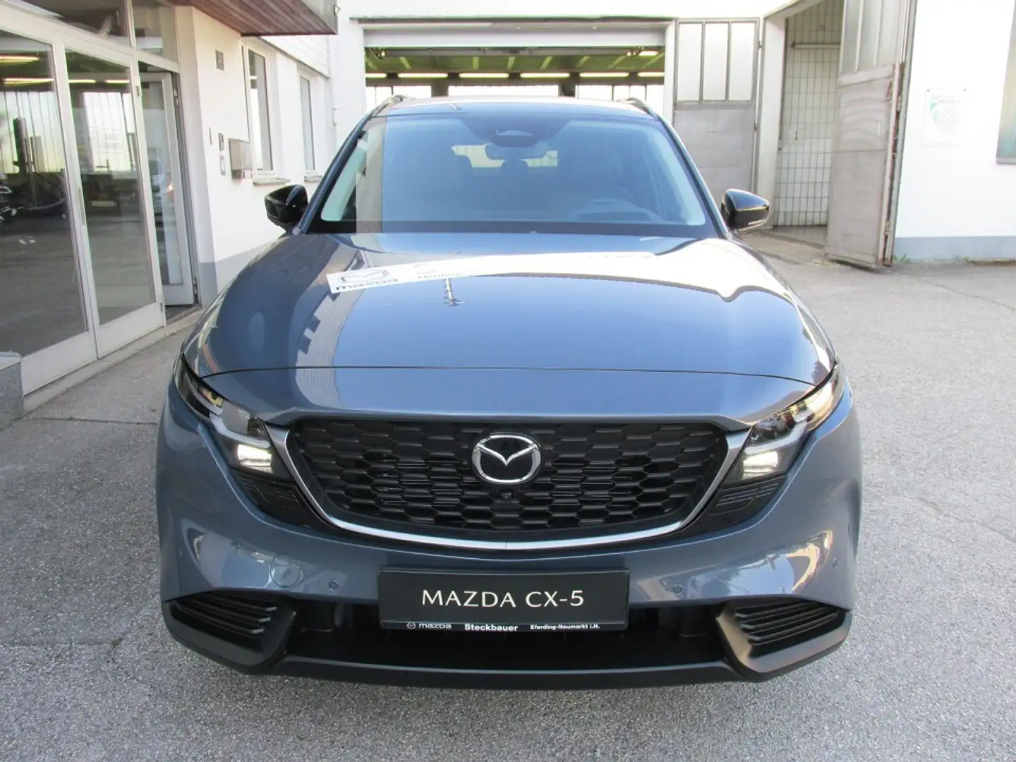 Mazda CX-5 e-Skyactiv G141 MHEV Exclusive-Line Aut. Grau - 2