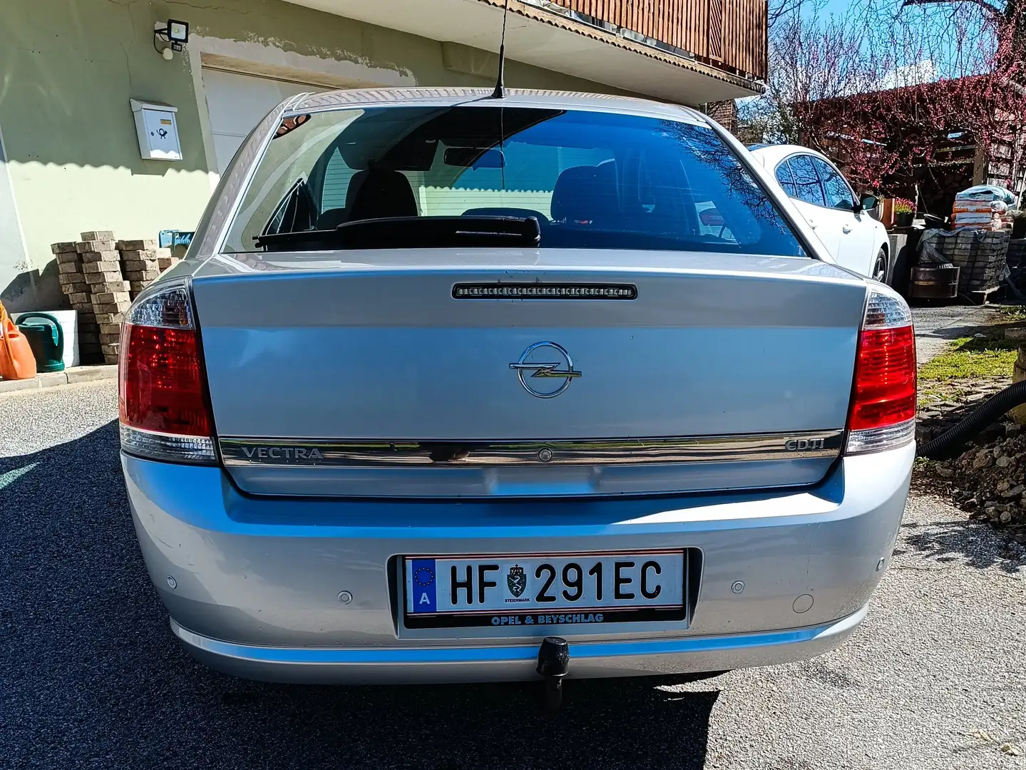 Opel Vectra Vectra 1,9 CDTI Silber - 2