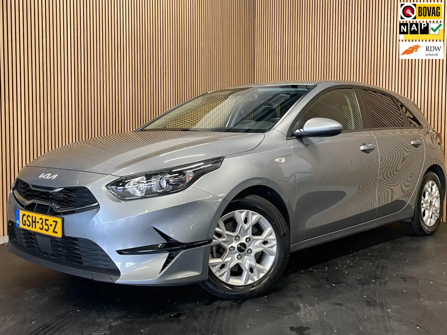 Kia Ceed / cee'd 1.0 T-GDi DynamicLine|CARPLAY|STOEL-STUURVERWARMIN Grijs - 1