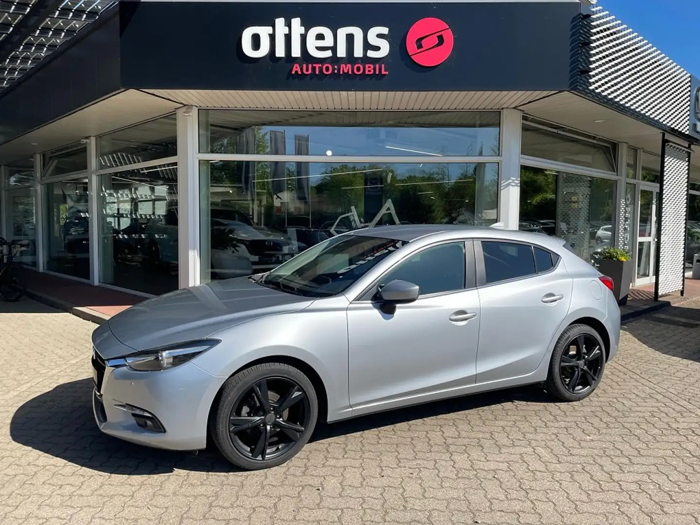 Mazda 3 EXCLUSIVE Navi, LED, PDC Silber - 1