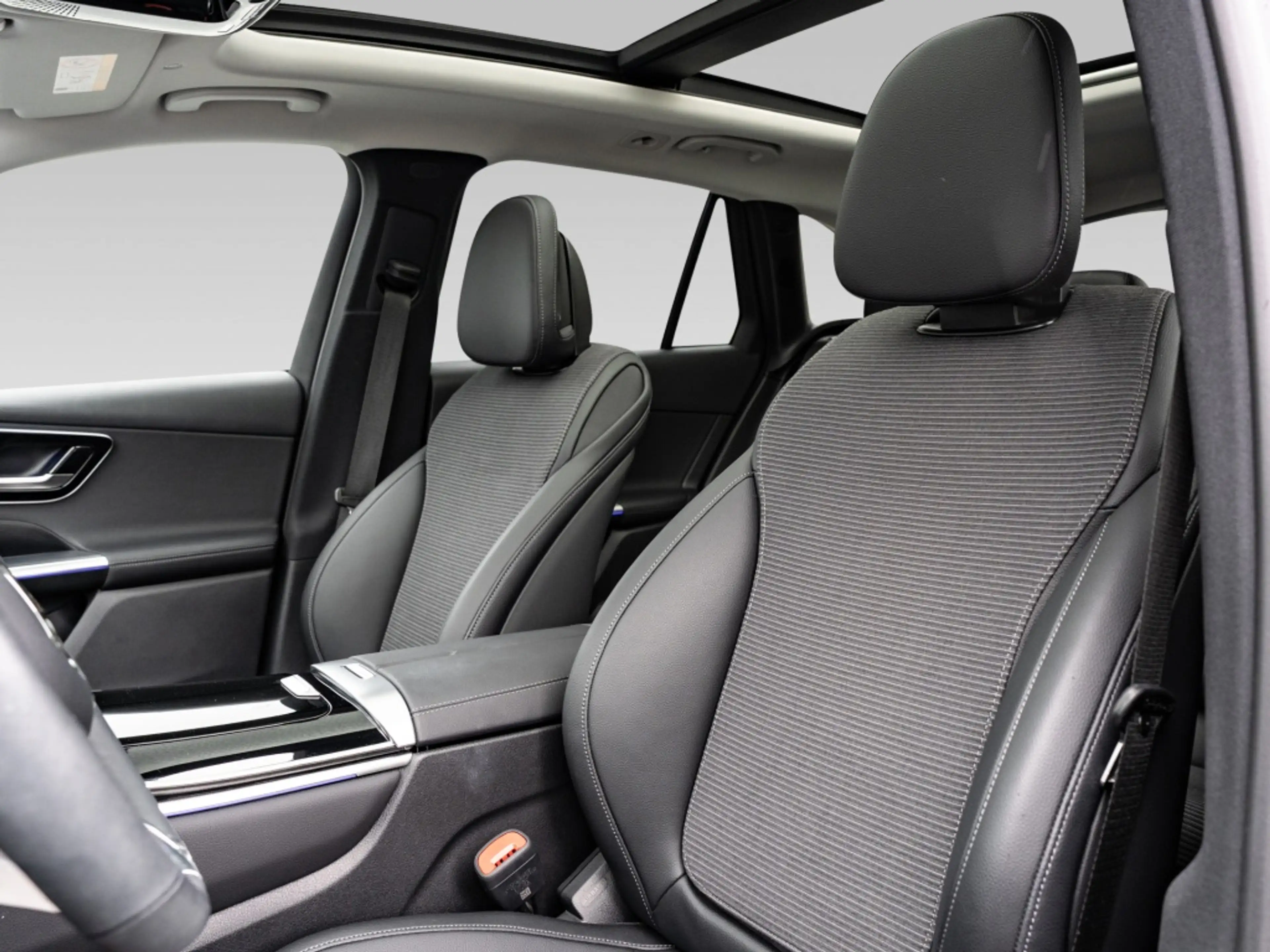 Mercedes-Benz GLC 220 d 4M , AVANTGARDE MEMO AHK KAMERA PANO — photo 9