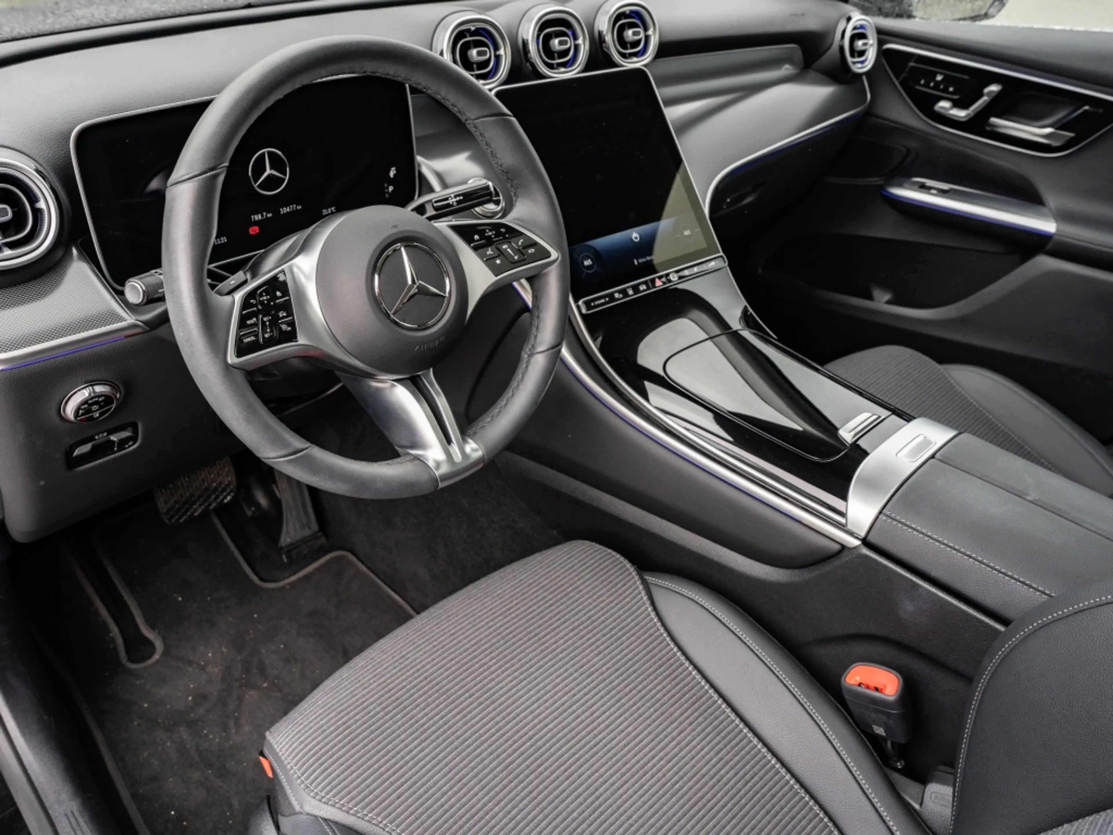 Mercedes-Benz GLC 220 d 4M , AVANTGARDE MEMO AHK KAMERA PANO — photo 8