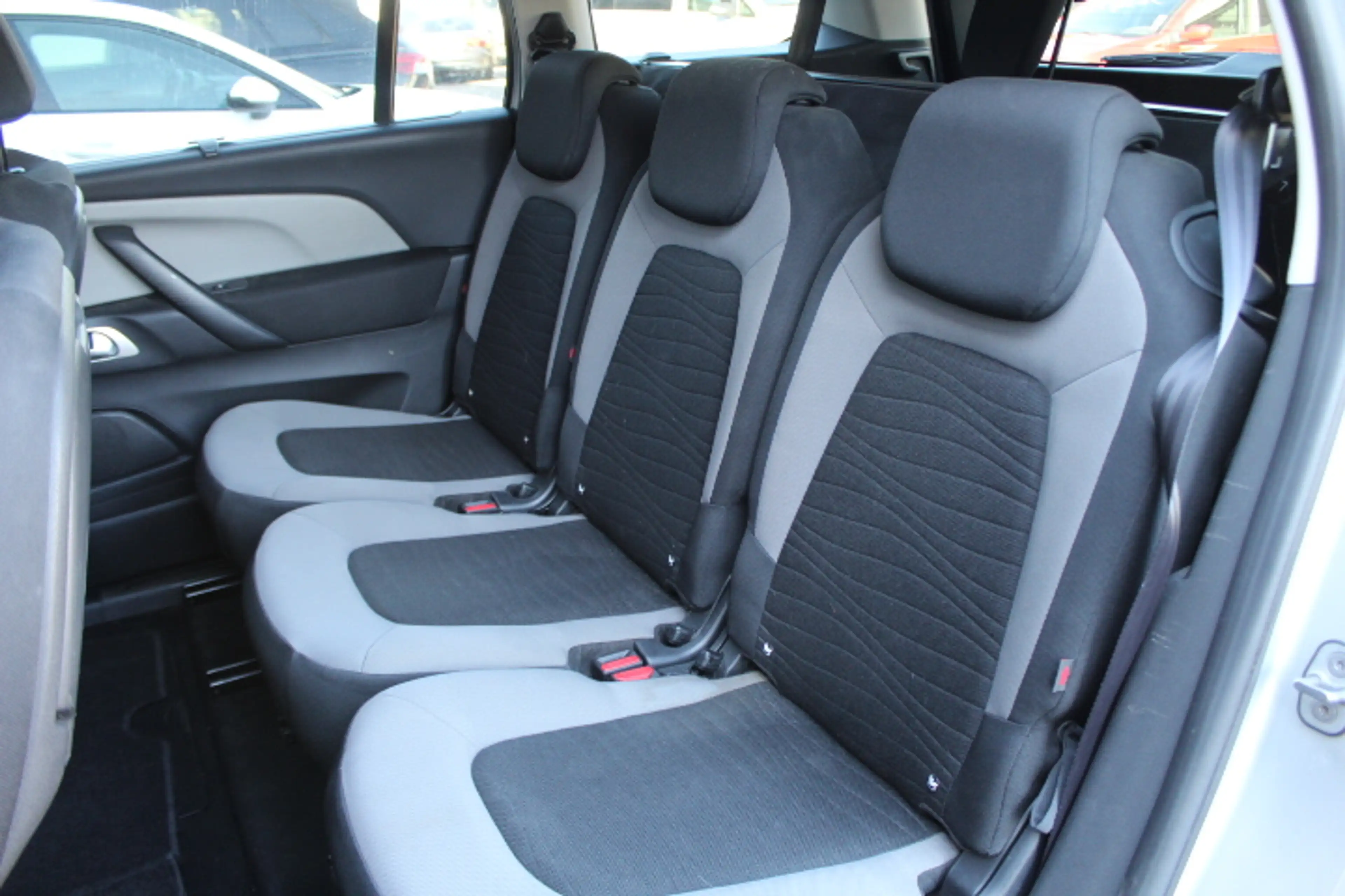 Citroen Grand C4 Picasso 7 pers. 1.6 VTi Business Camera, Navigatie, Climat — photo 8
