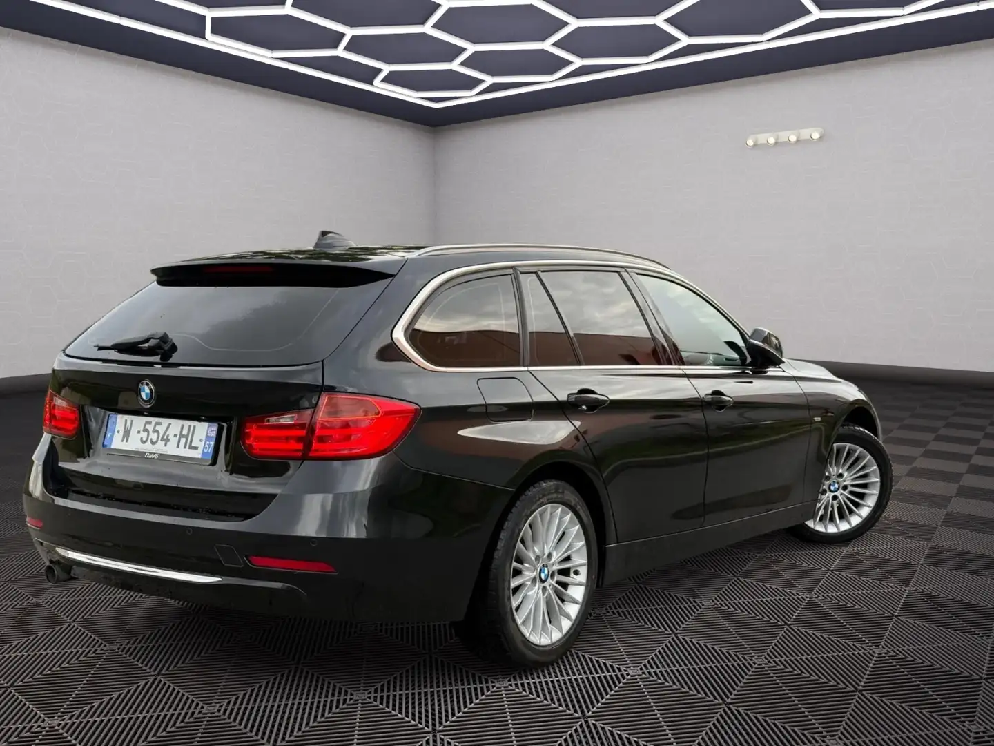 BMW 318 318 d Noir - 2