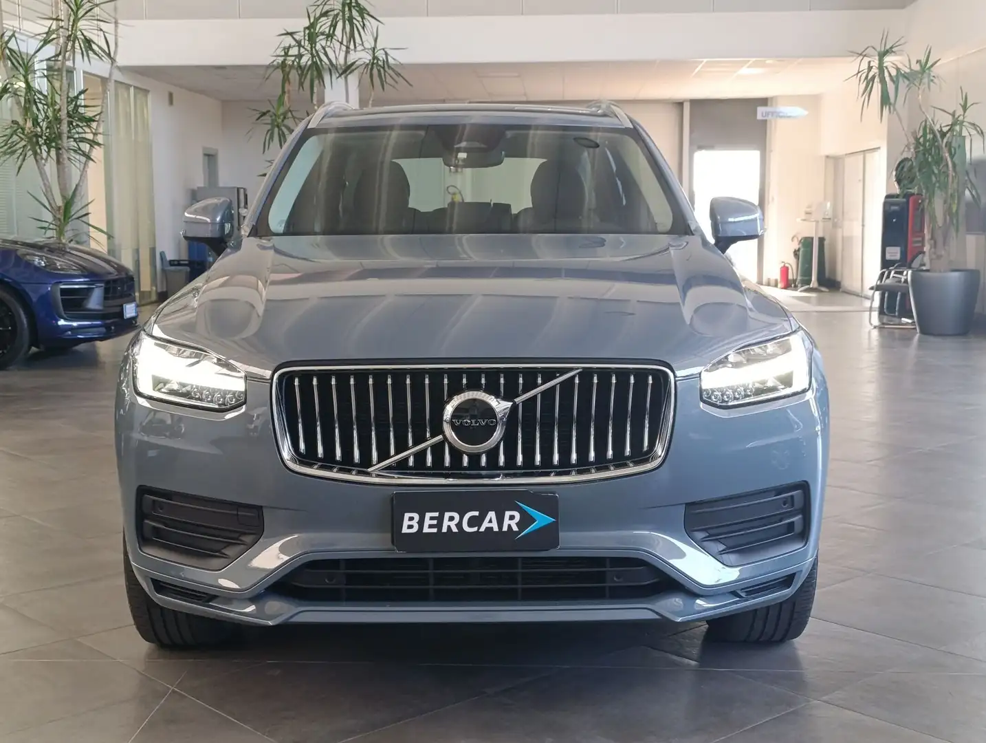 Volvo XC90 B5 (d) AWD automatico 7 posti Core Grijs - 2