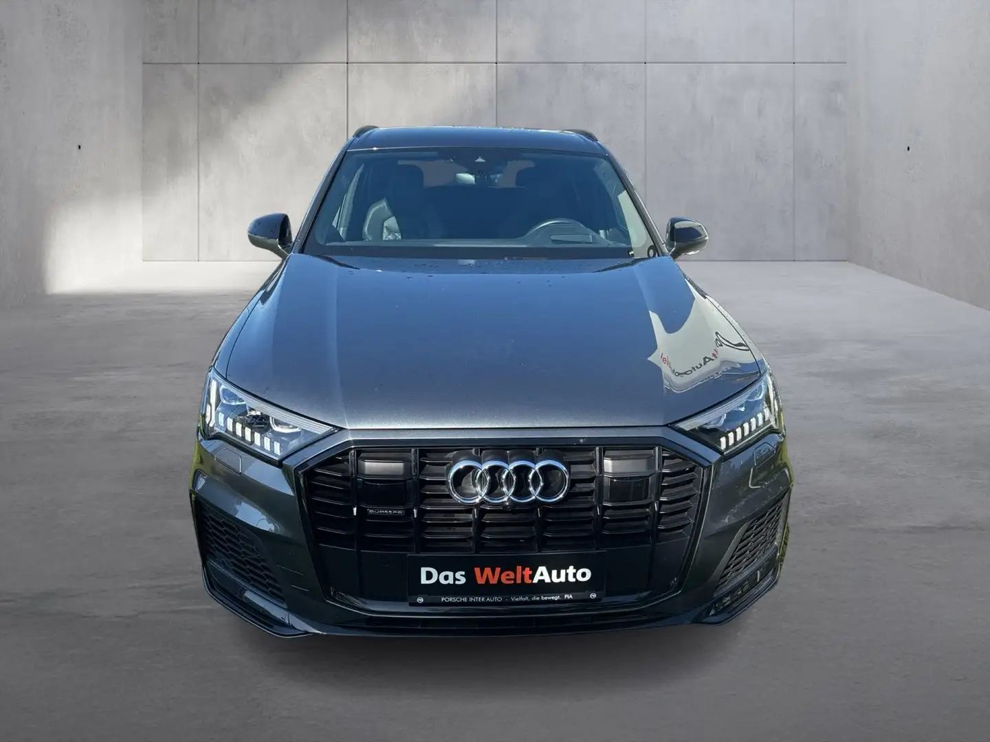 Audi Q7 60 TFSI e quattro S line Grau - 2
