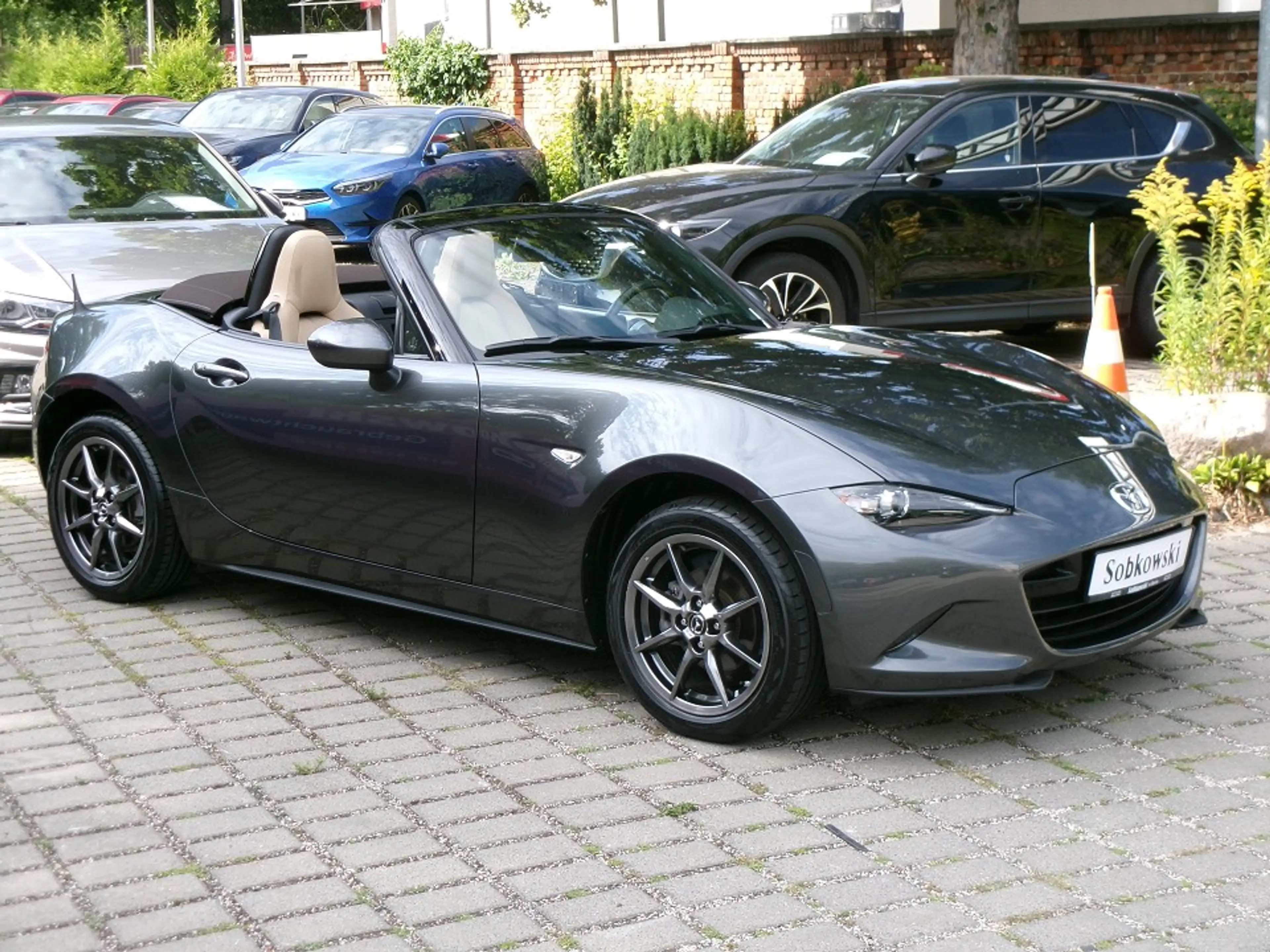 Mazda MX-5 Roadster SKYACTIV-G 1.5 6GS AL-Selection DES-P ACT — photo 13