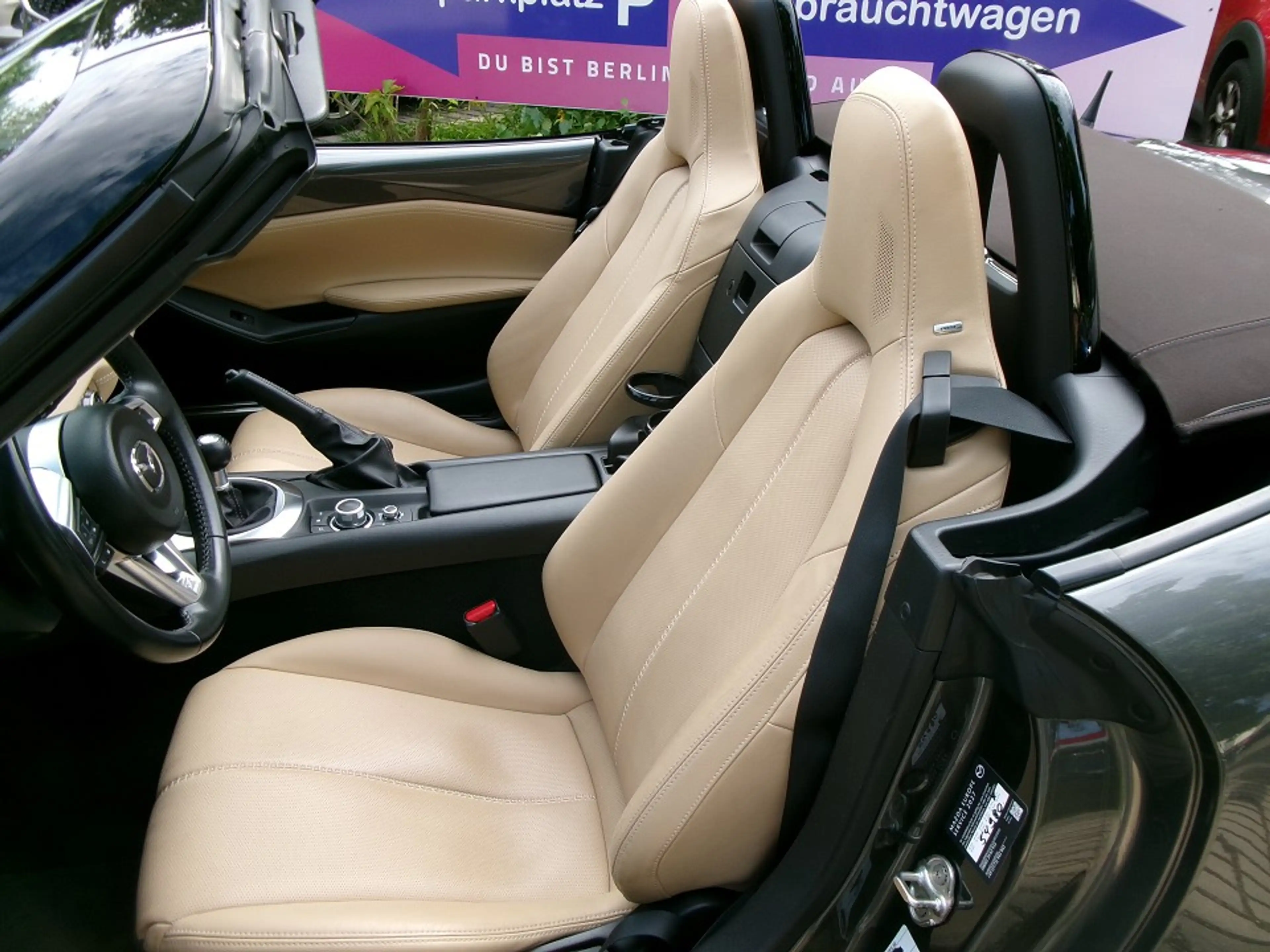 Mazda MX-5 Roadster SKYACTIV-G 1.5 6GS AL-Selection DES-P ACT — photo 11