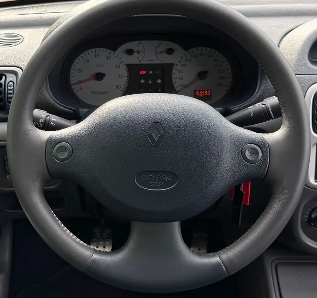 Renault Clio II 2.0 16S 172 3P SHIFTLIGHT + LIGNE InoxCar, foto 4
