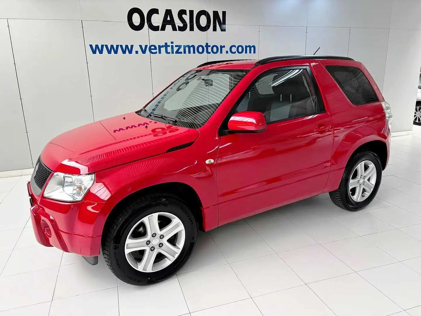 Suzuki Grand Vitara 1.6 GASOLINA 106CV 4X4 3P. Rouge - 1