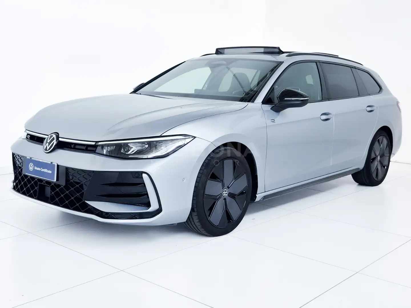 Volkswagen Passat Variant 1.5 etsi act r-line 150cv dsg Grigio - 1