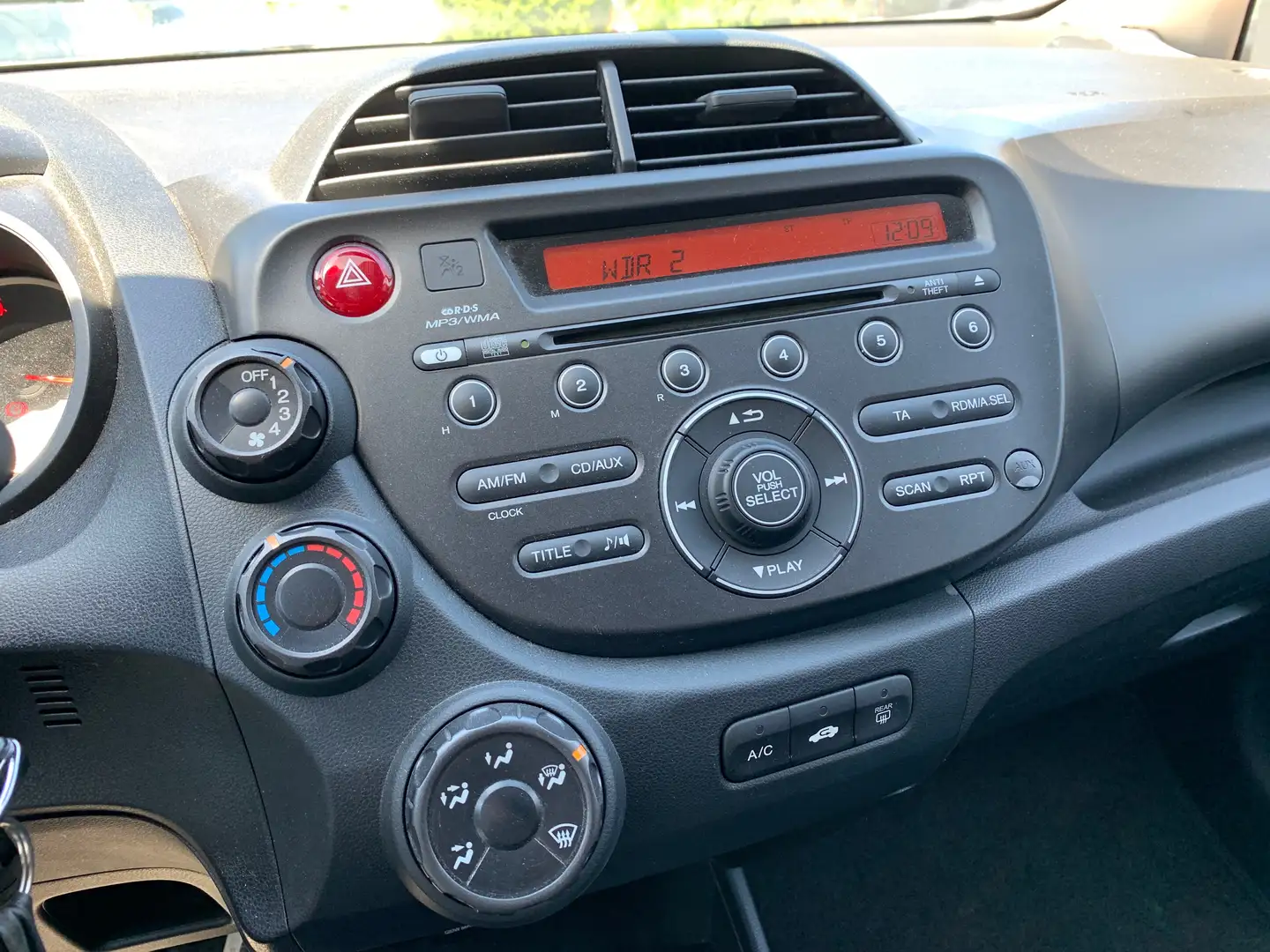 Honda Jazz Jazz 1.2 i-VTEC S Cool Rouge - 2