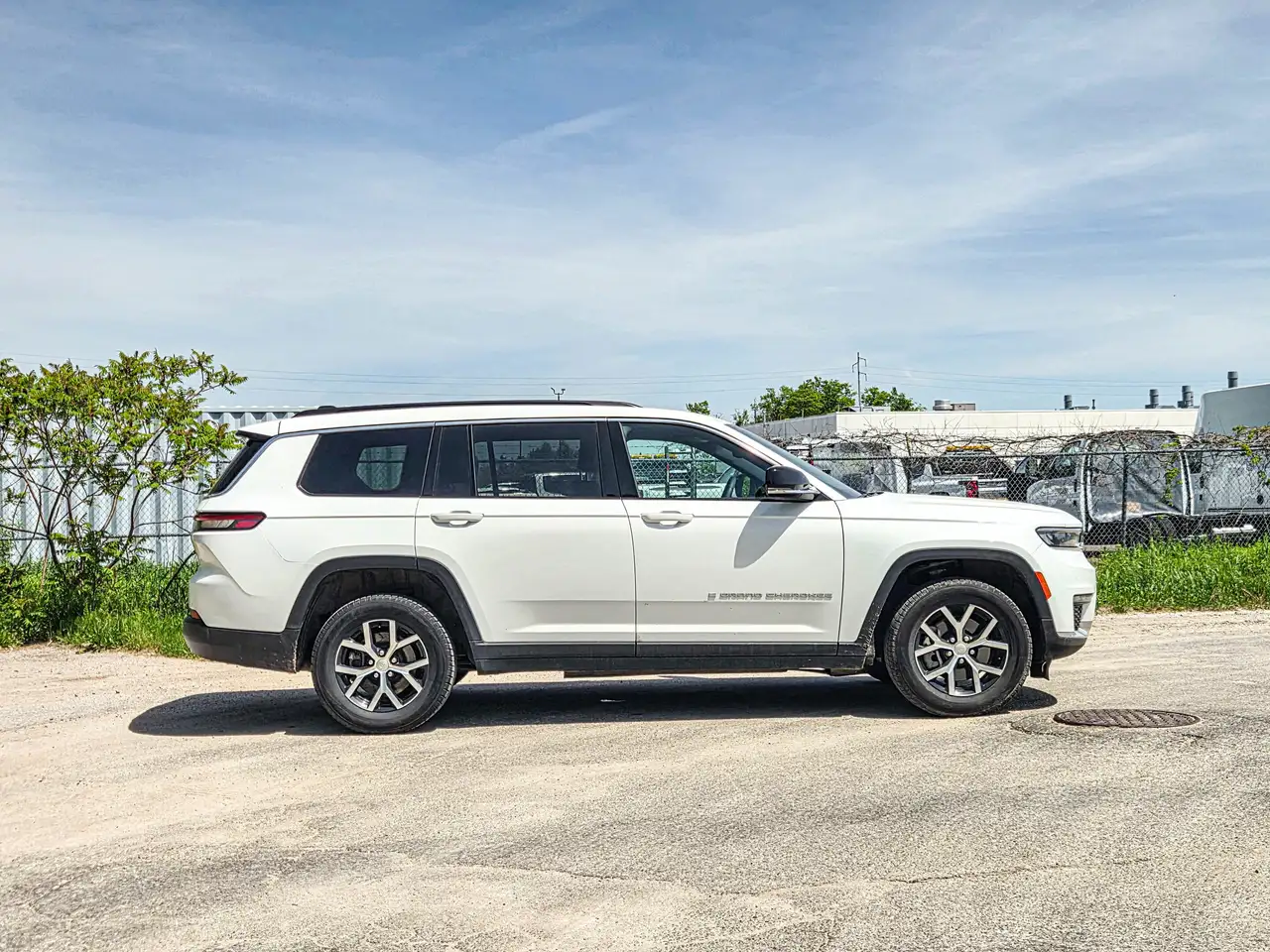 Jeep Grand Cherokee снимка Jeep Grand Cherokee