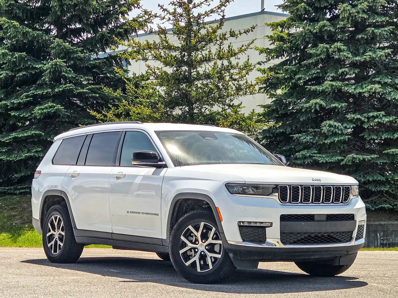 Jeep Grand Cherokee снимка Jeep Grand Cherokee
