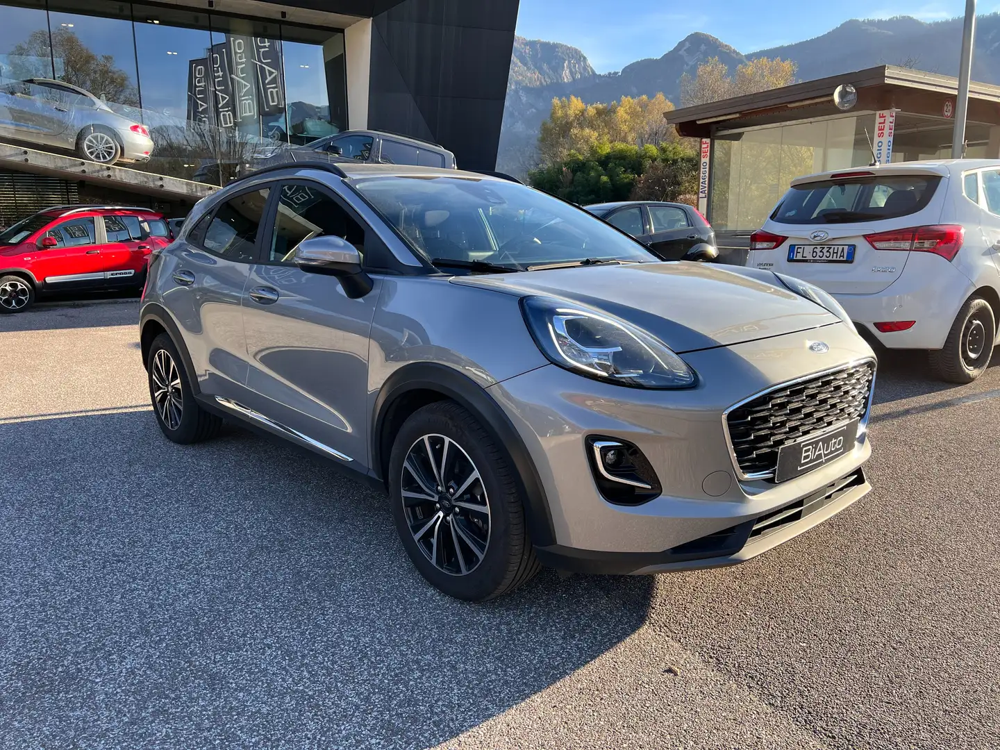 Ford Puma TITANIUM 1.0 ECOBOOST HYB 125CV Grigio - 2