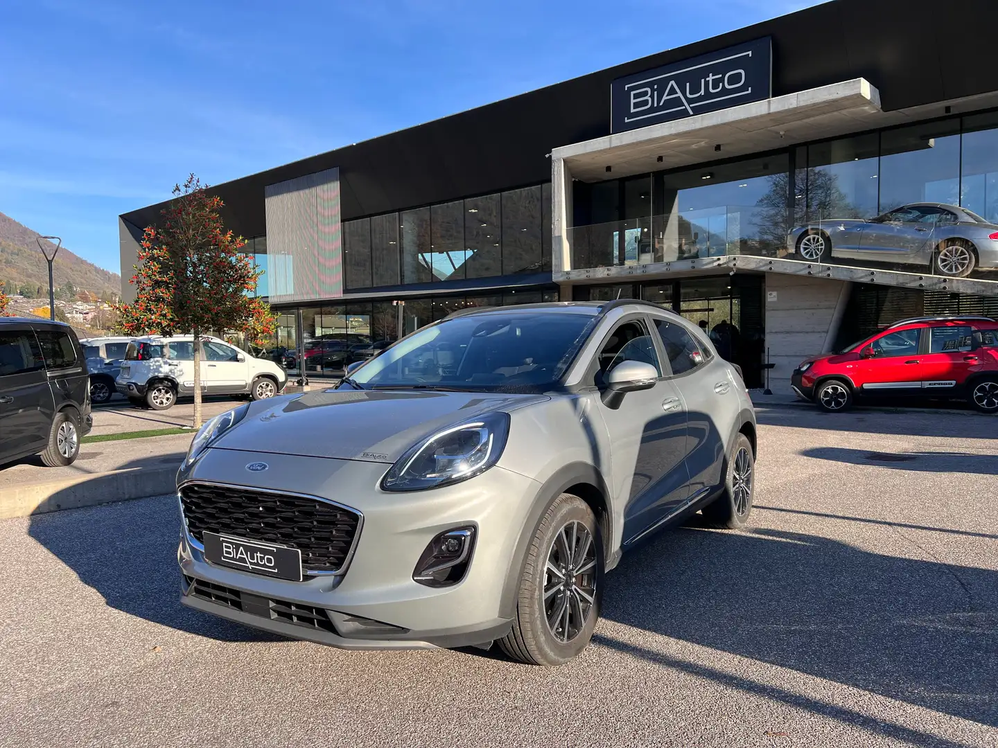 Ford Puma TITANIUM 1.0 ECOBOOST HYB 125CV Grigio - 1