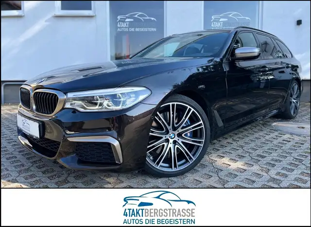 BMW 550 d xDrive Touring Leder h/k Massage LED 20"