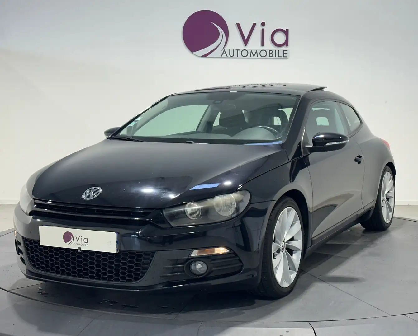 Volkswagen Scirocco 2.0 TDI 140 Sportline, Toit ouvrant Noir - 1