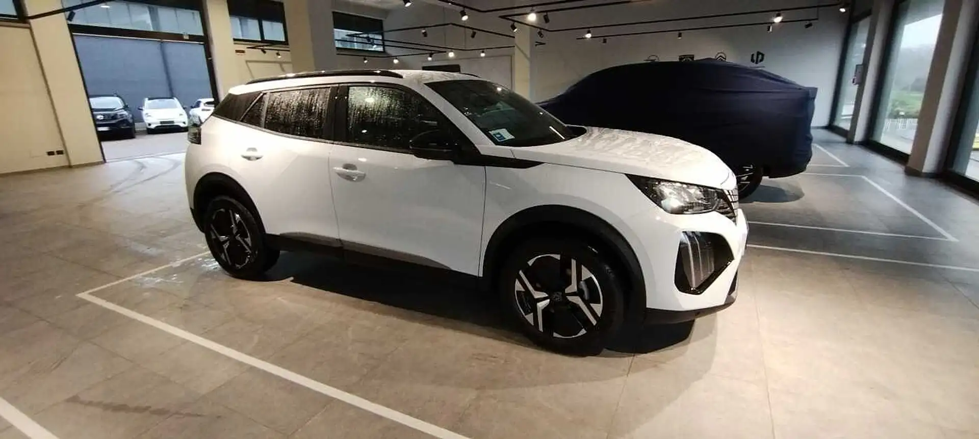 Peugeot 2008 2ª serie PureTech 100 S&S Allure KM0 Blanco - 1