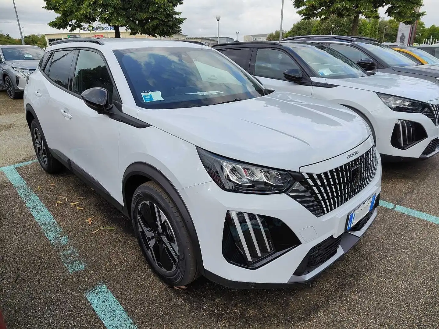 Peugeot 2008 2ª serie PureTech 100 S&S Allure KM0 Bianco - 2