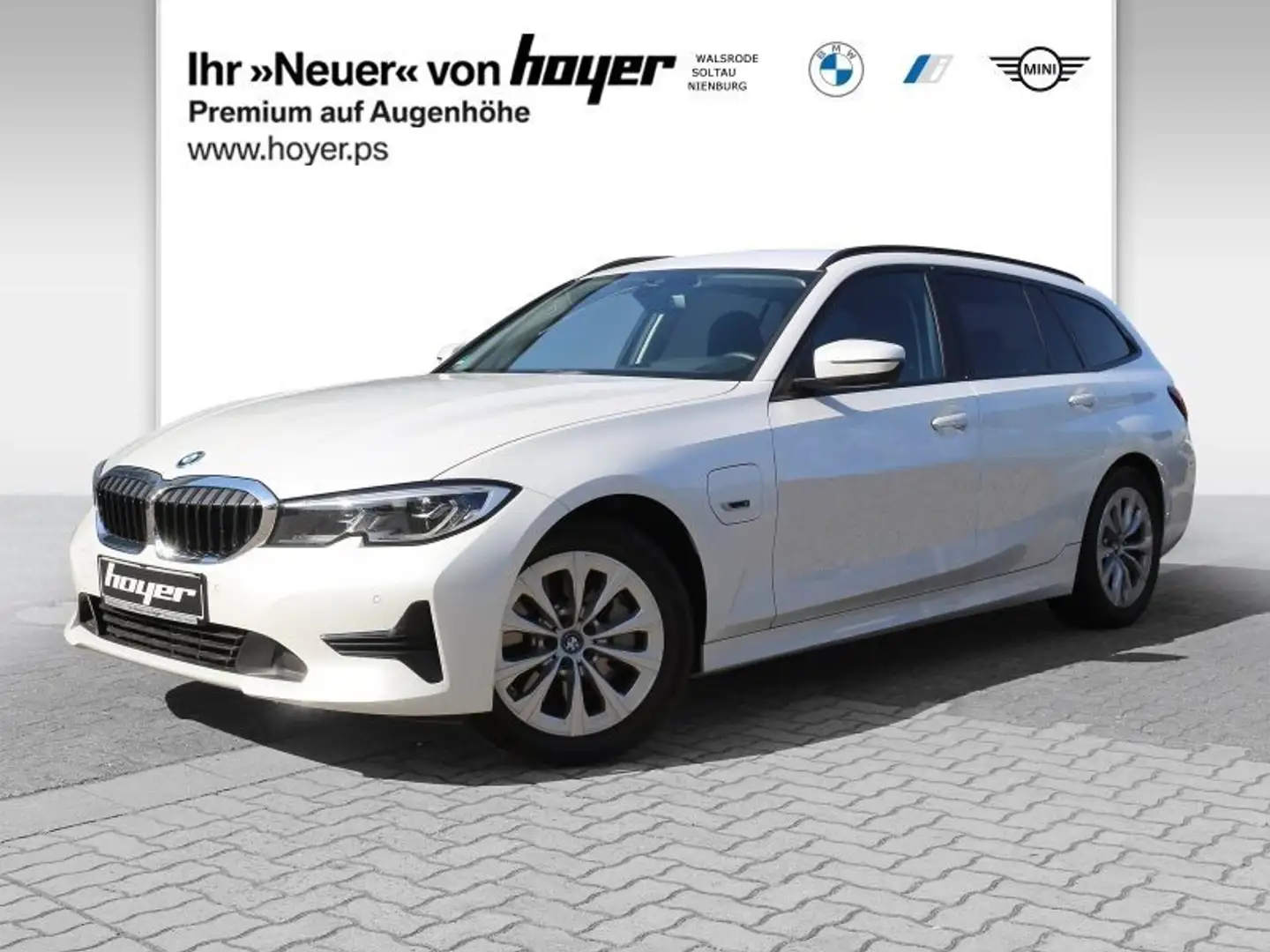 BMW 330 e Touring Advantage Head-Up DAB LED WLAN AHK Weiß - 1