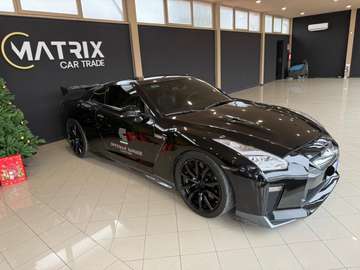 GT-R 3.8 V6 Black edition 550cv auto