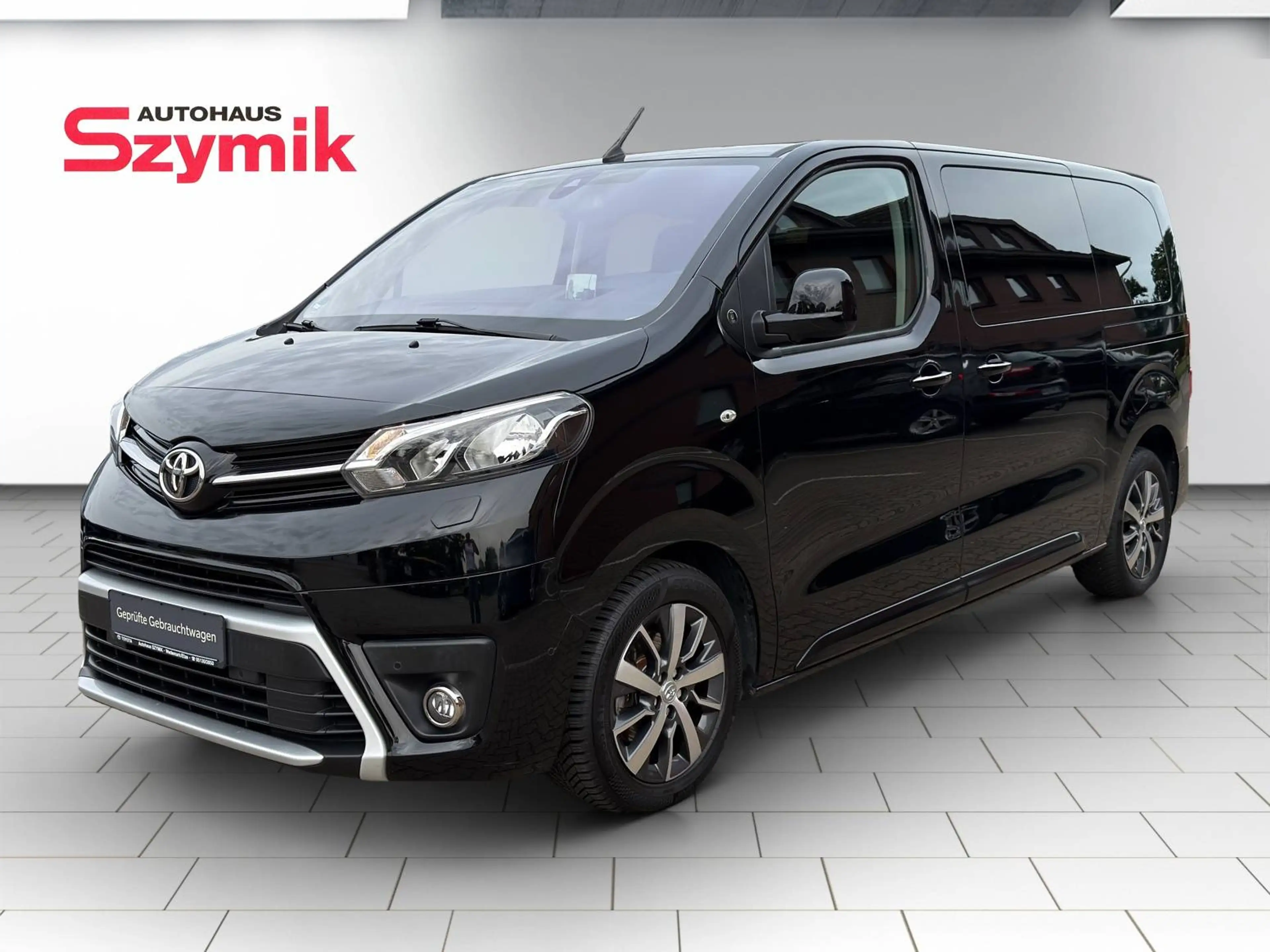 Toyota Proace Proace 2,0-l-D-4D L1 (8-Si.) Verso Team D