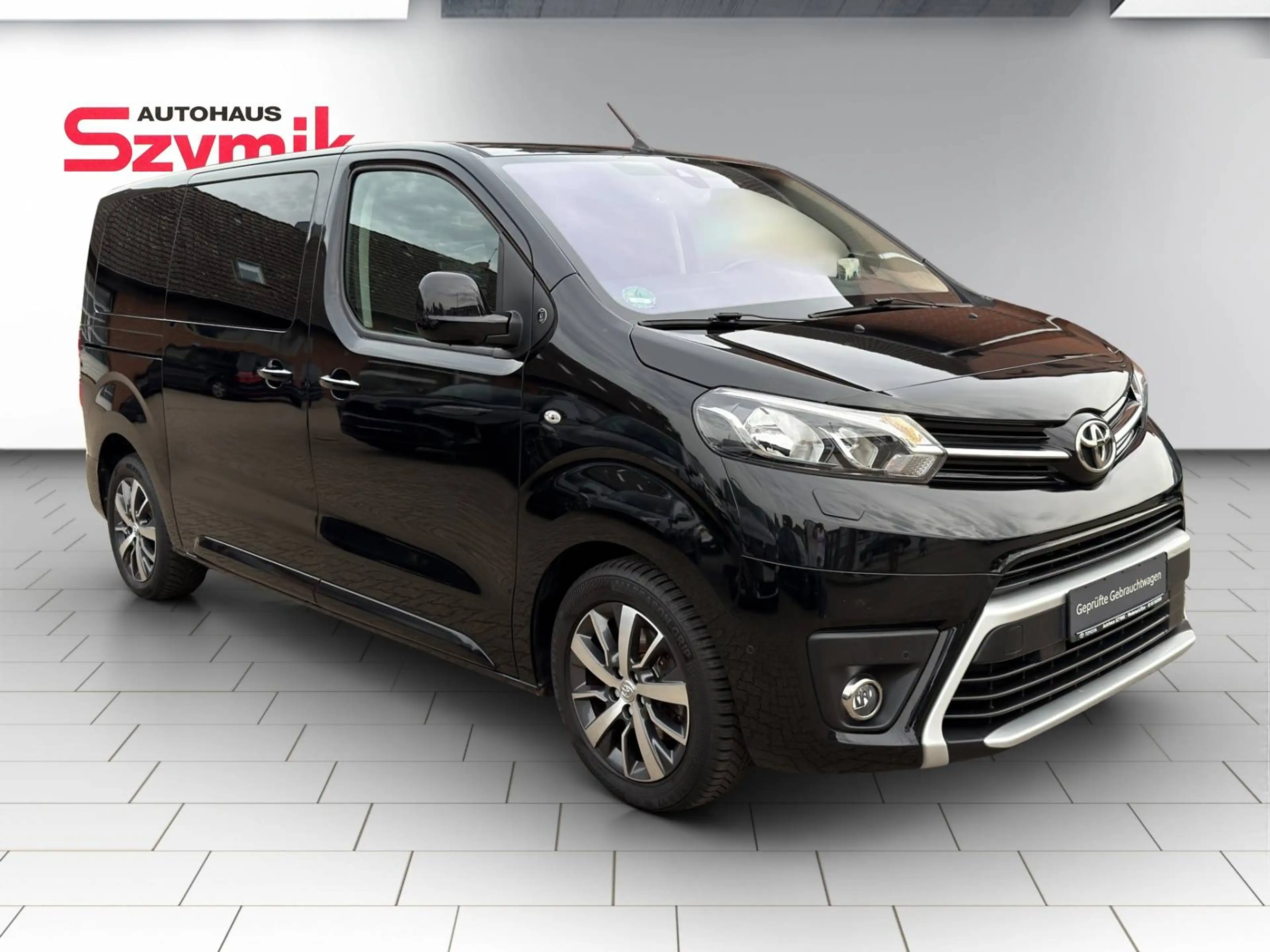 Toyota Proace Proace 2,0-l-D-4D L1 (8-Si.) Verso Team D — photo 7