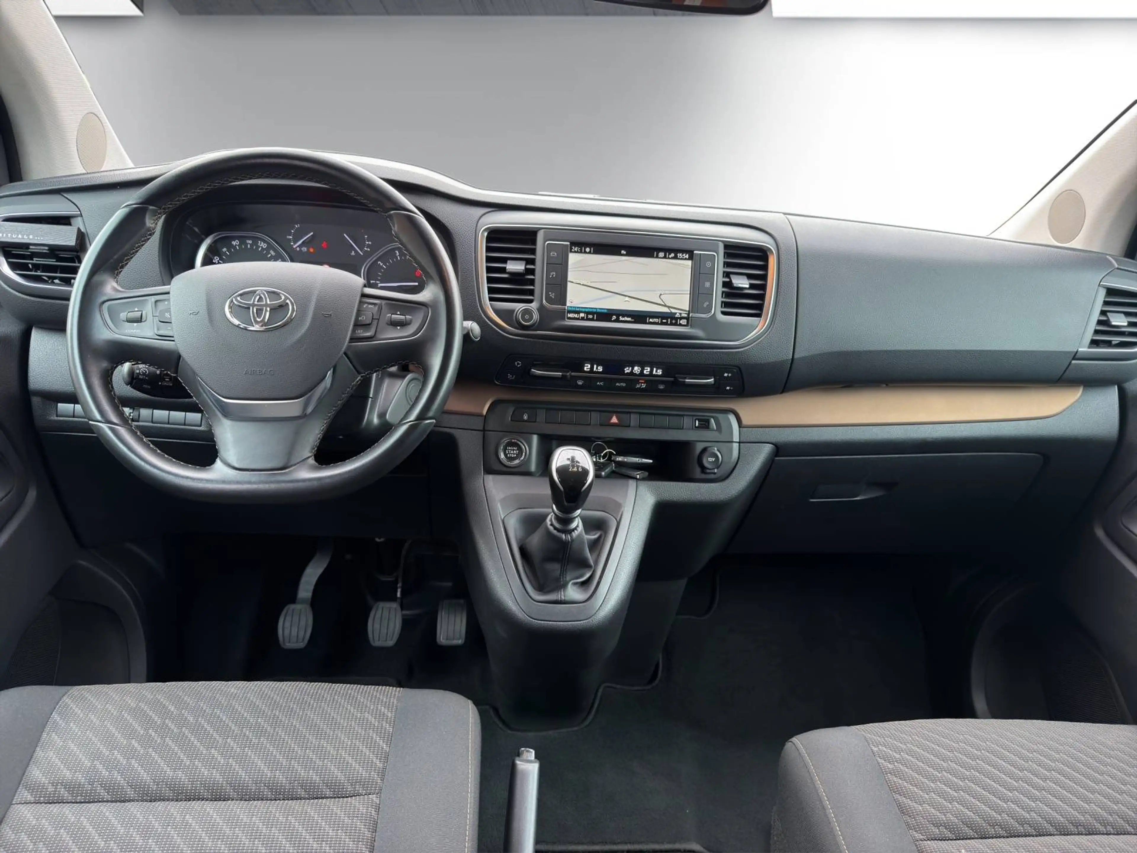 Toyota Proace Proace 2,0-l-D-4D L1 (8-Si.) Verso Team D — photo 10