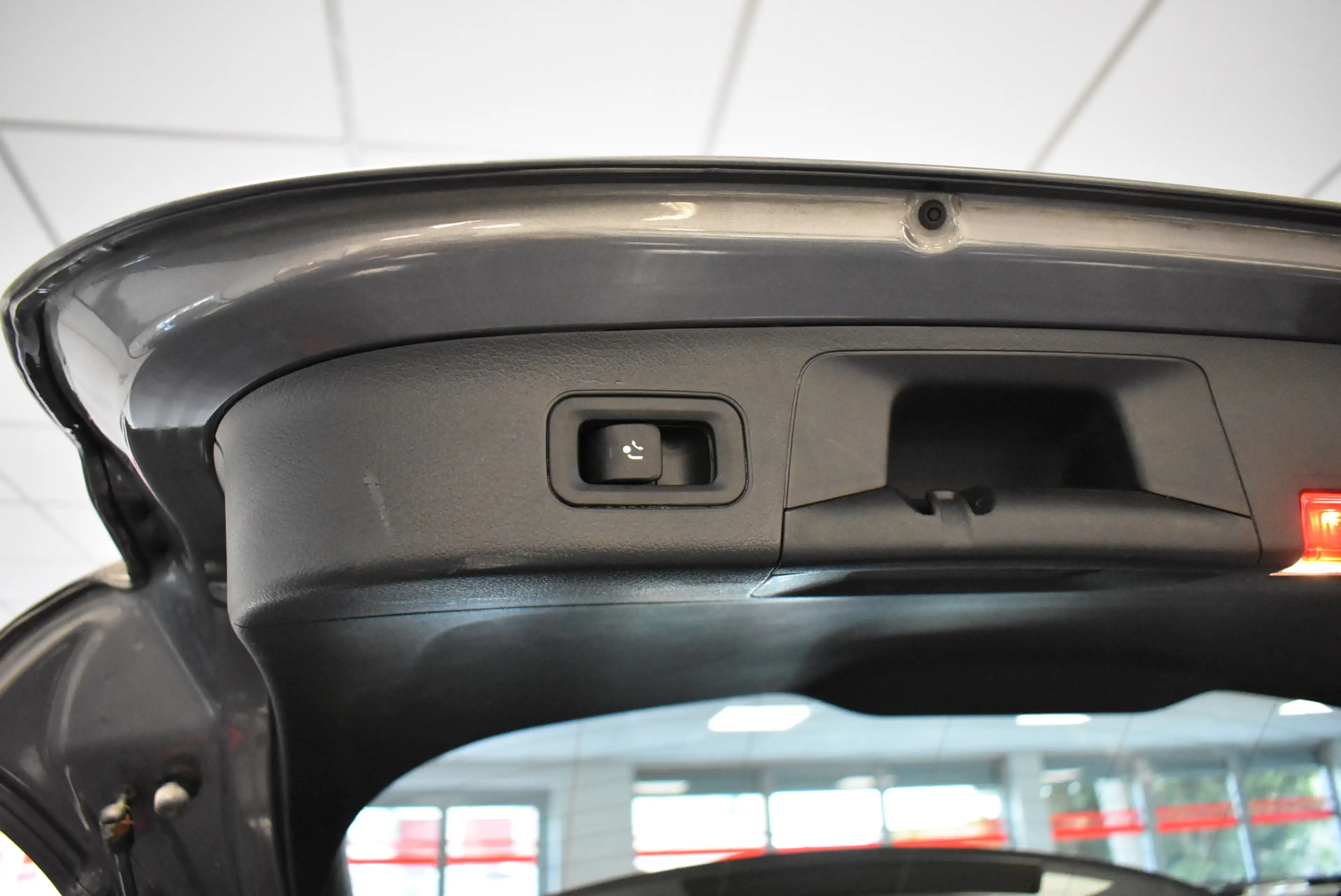 Mercedes-Benz GLA 220 d AMG Line Aut Nav LED Alcant 1-Hand AHK — photo 13