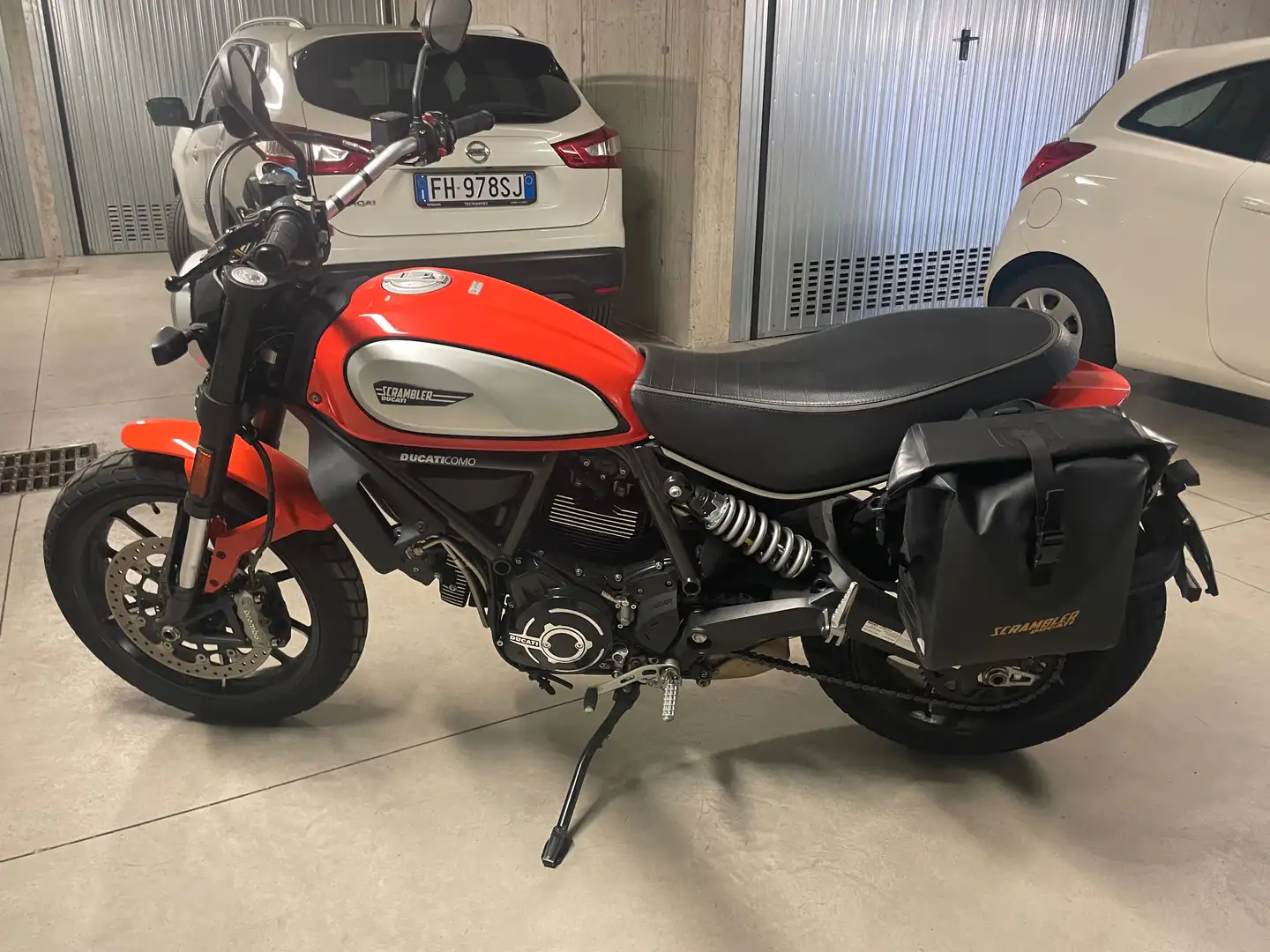Ducati Scrambler Icon Oranj - 1