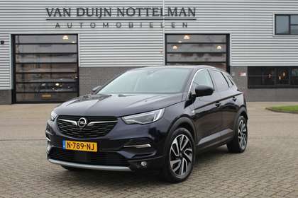 Opel Grandland X 1.2 Turbo Ultimate / Panoramadak / Leer / Carplay