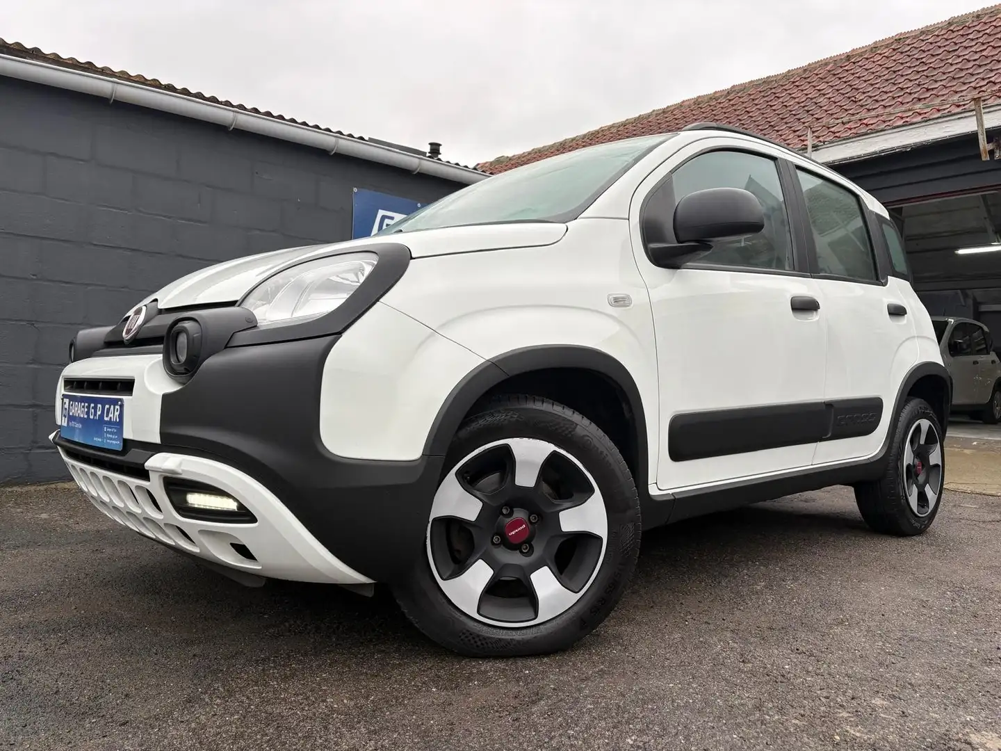 Fiat Panda 1.0i MHEV City Cross | | CARPLAY | CLIM AUTO | Blanc - 1