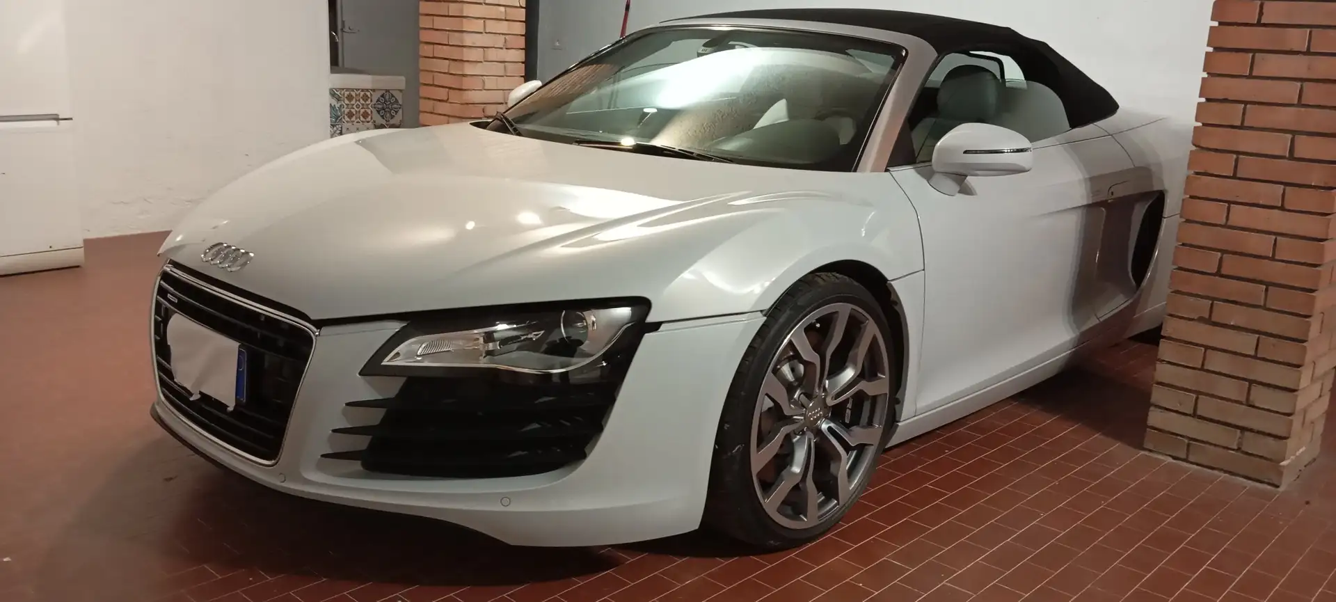 Audi R8 R8 Spyder 4.2 V8 quattro r-tronic White - 2