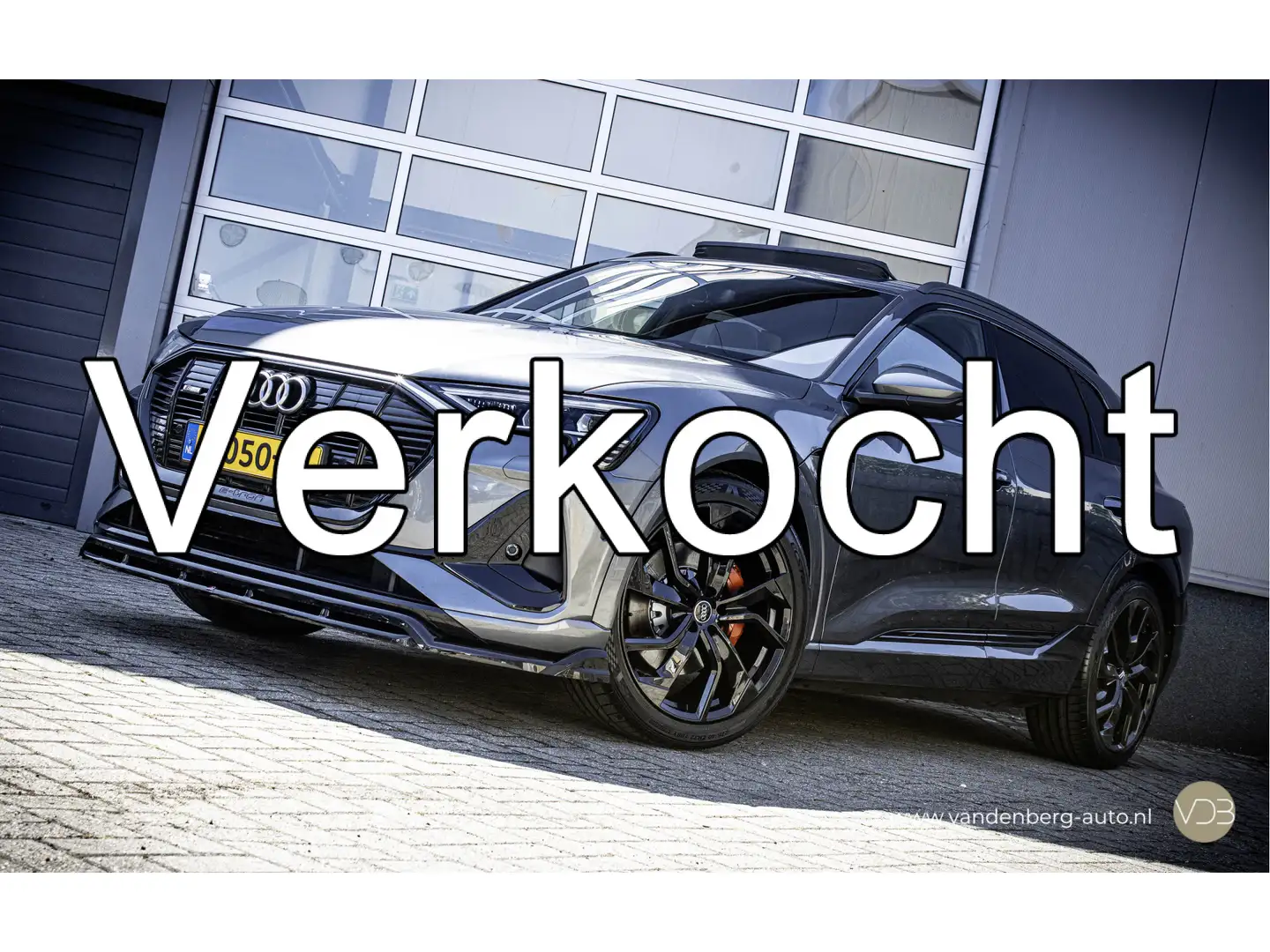 Audi e-tron 50 Quattro 3x S-Line 22inch Pano Black Edition Ori Gris - 1