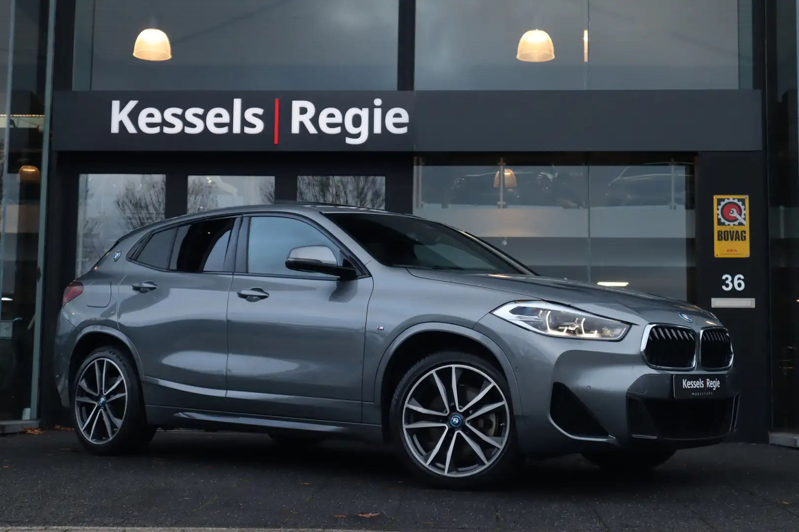 BMW X2 xDrive25e M-sport Pano HuD M-Seats Memory Keyless Gris - 2