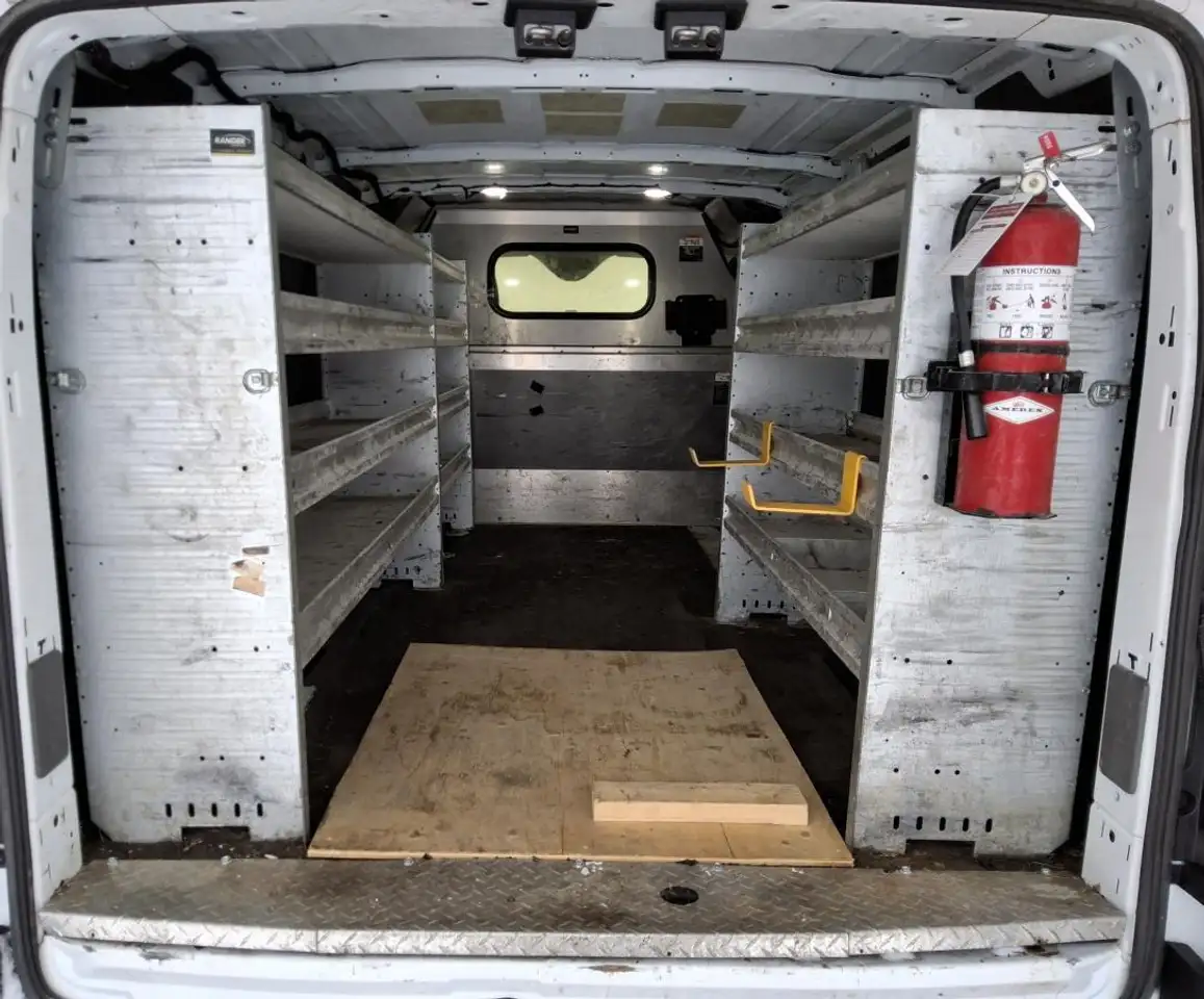 Ford Transit снимка Ford Transit