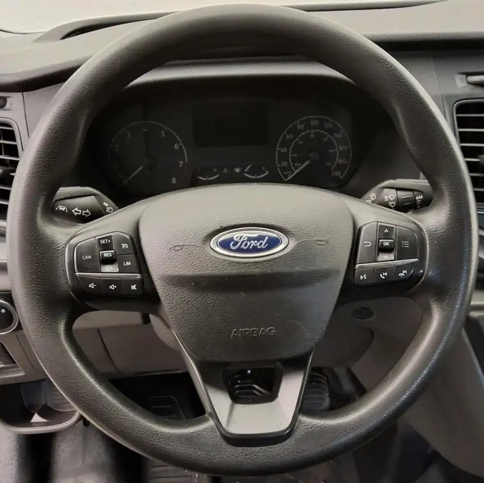 Ford Transit снимка Ford Transit